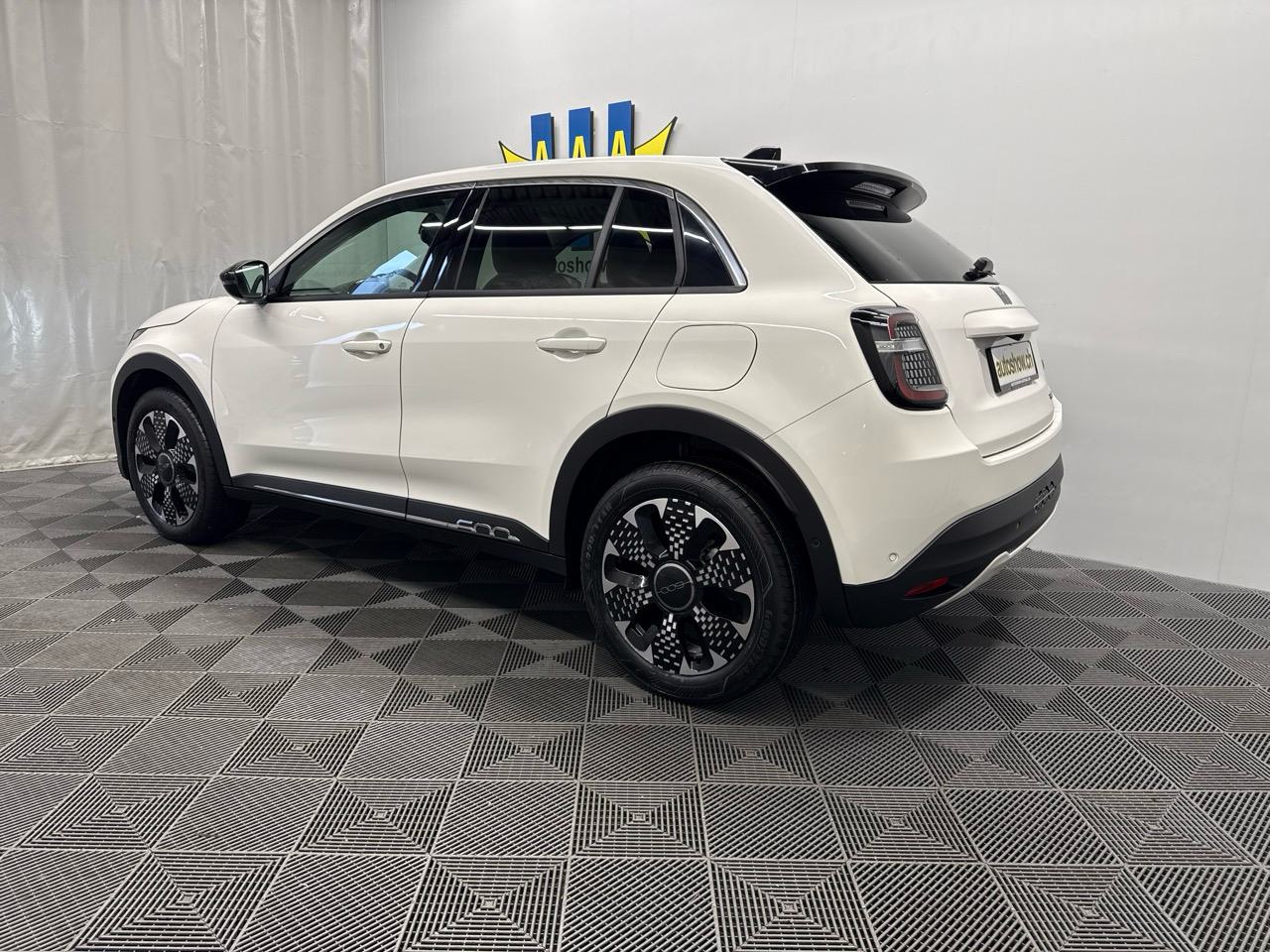 FIAT 600h MildHybrid La Prima-image-1