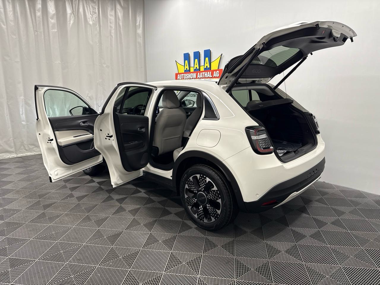 FIAT 600h MildHybrid La Prima-image-10