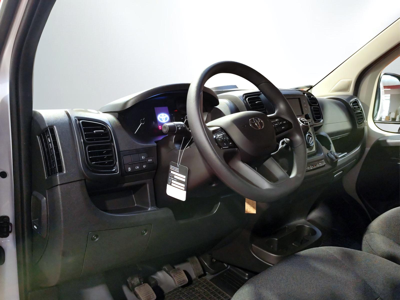 TOYOTA PROACE MAX Van 3.5 L2H2 2.2 D Active-image-8