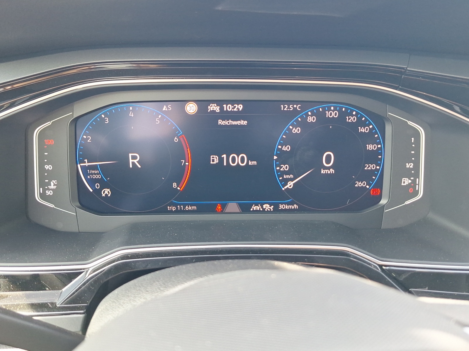 VW Polo 1.0 TSI R-Line DSG-image-15