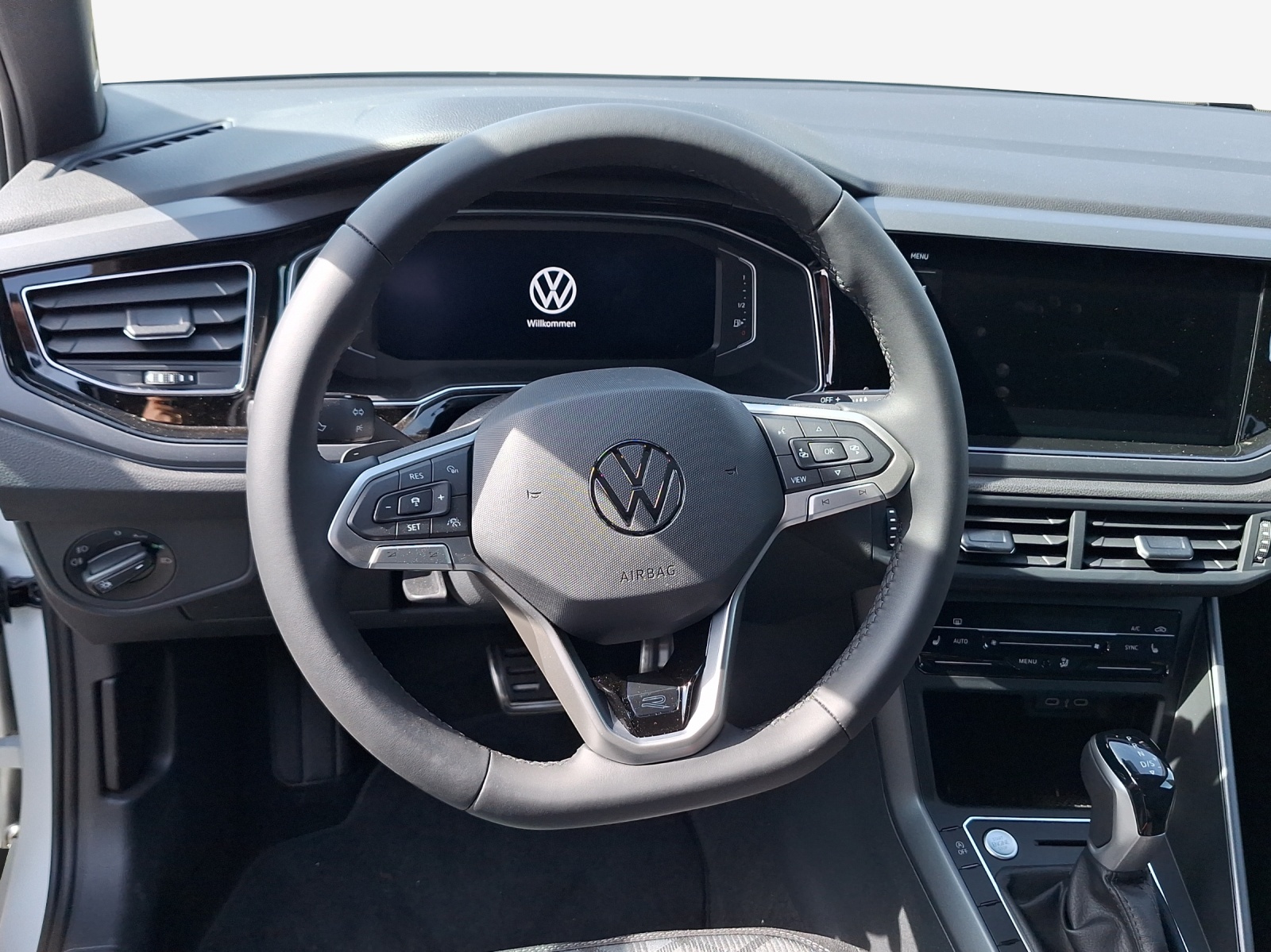VW Polo 1.0 TSI R-Line DSG-image-9