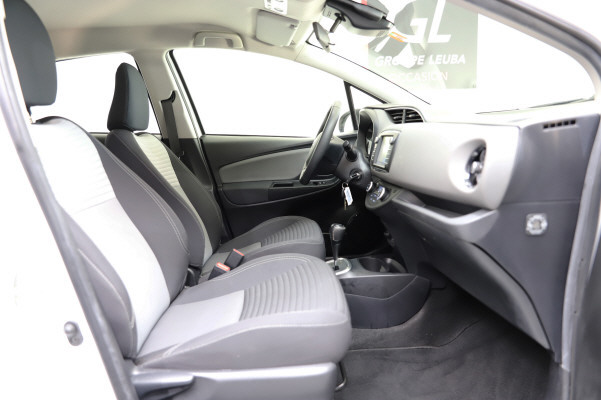 TOYOTA Yaris 1.5 Comfort e-CVT-image-8