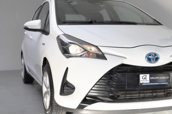 TOYOTA Yaris 1.5 Comfort e-CVT-image-1