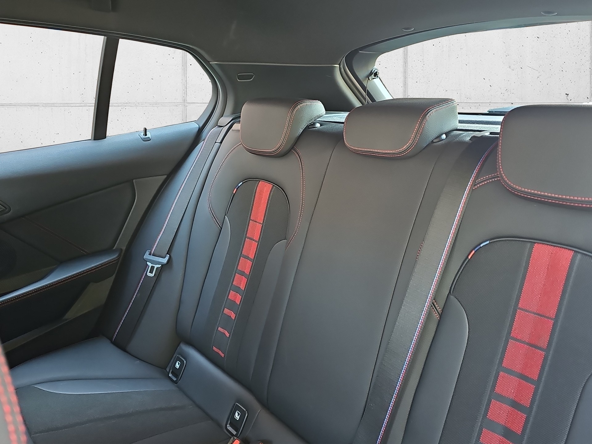 BMW 128ti M Sport Pro Steptronic-image-28