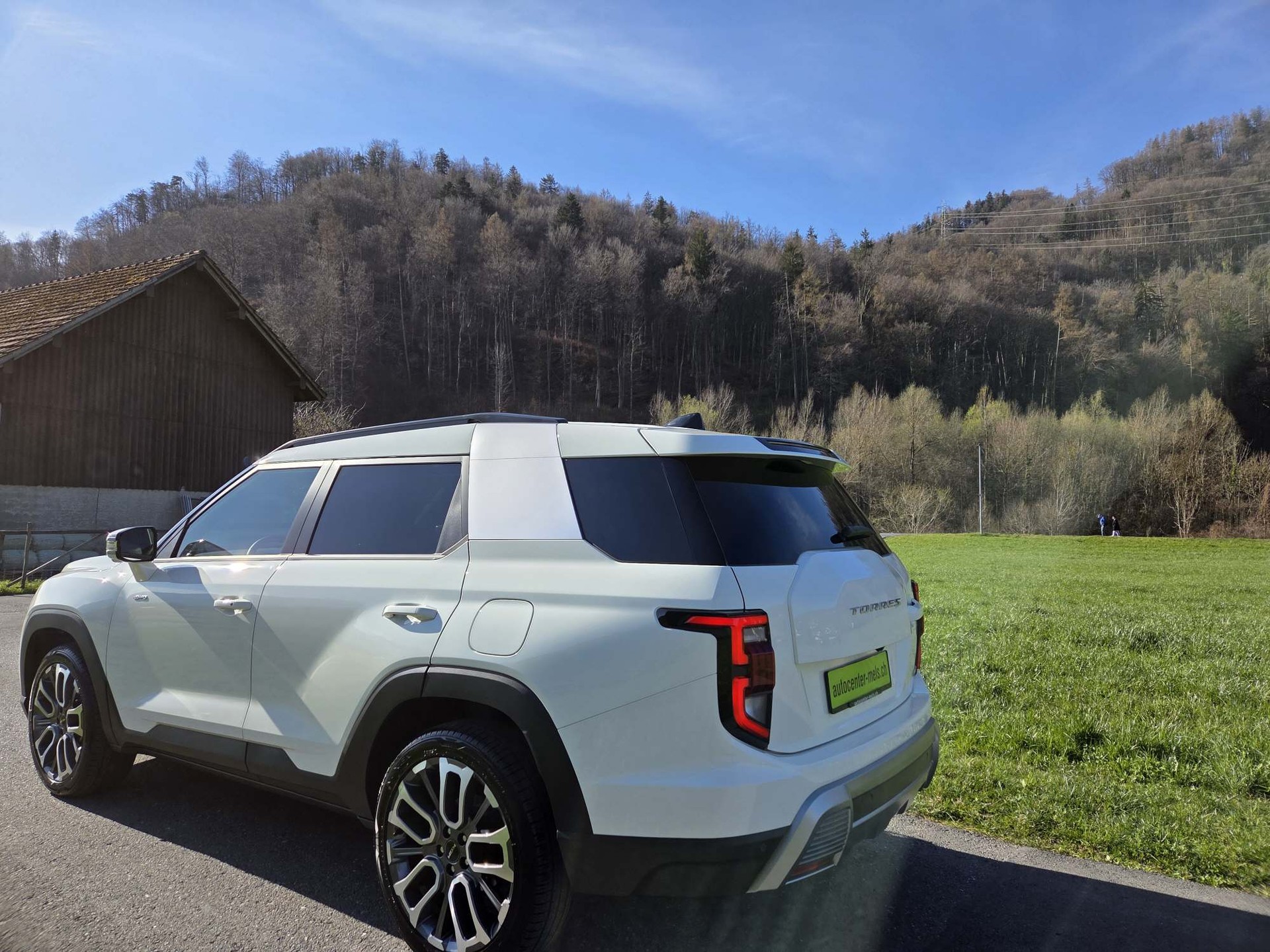 KGM-SsangYong Torres 1.5 T-Gdi Titanium Panorama 4WD-image-4