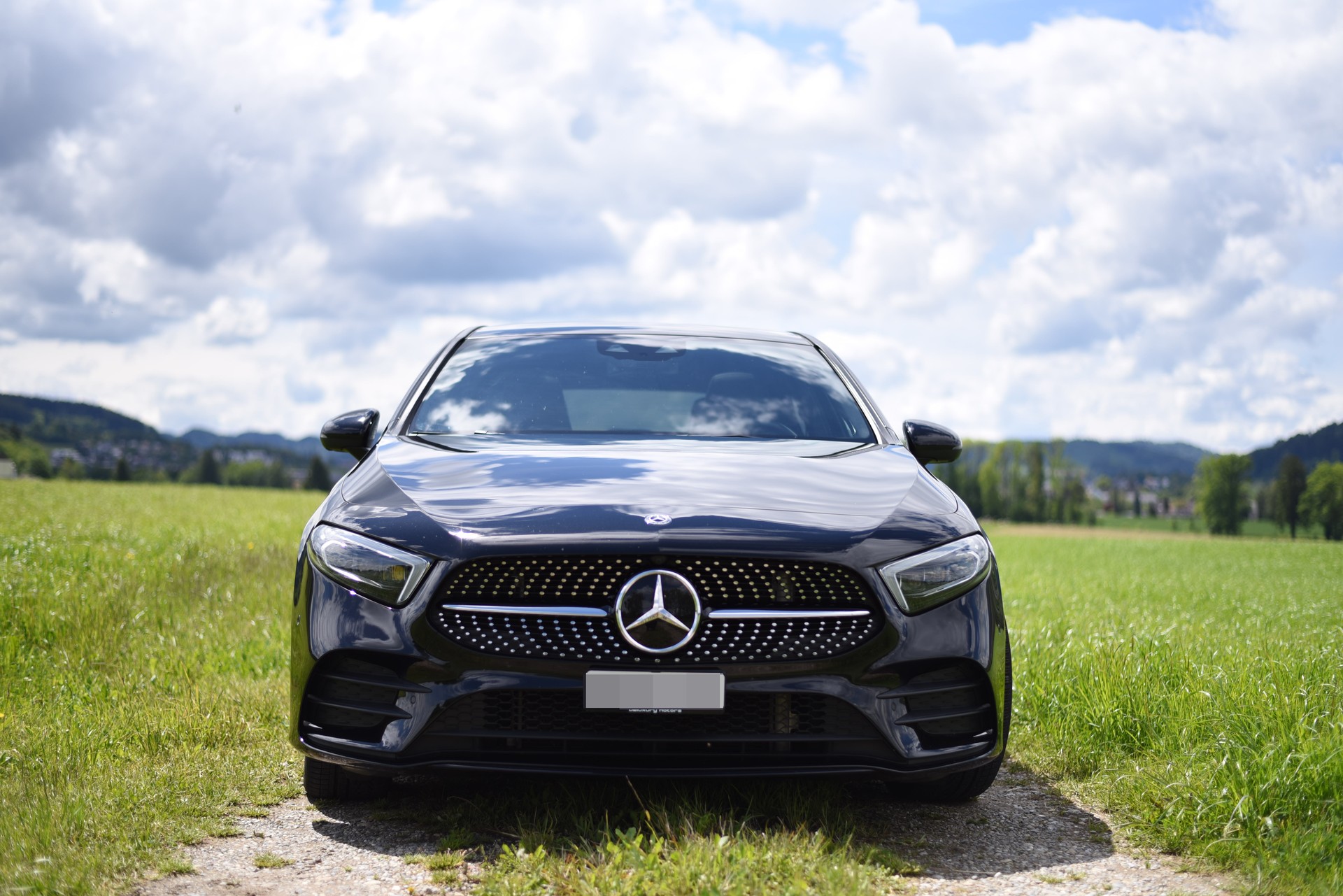 MERCEDES-BENZ A 250 4Matic AMG Line 4Matic 7G-DCT-image-2