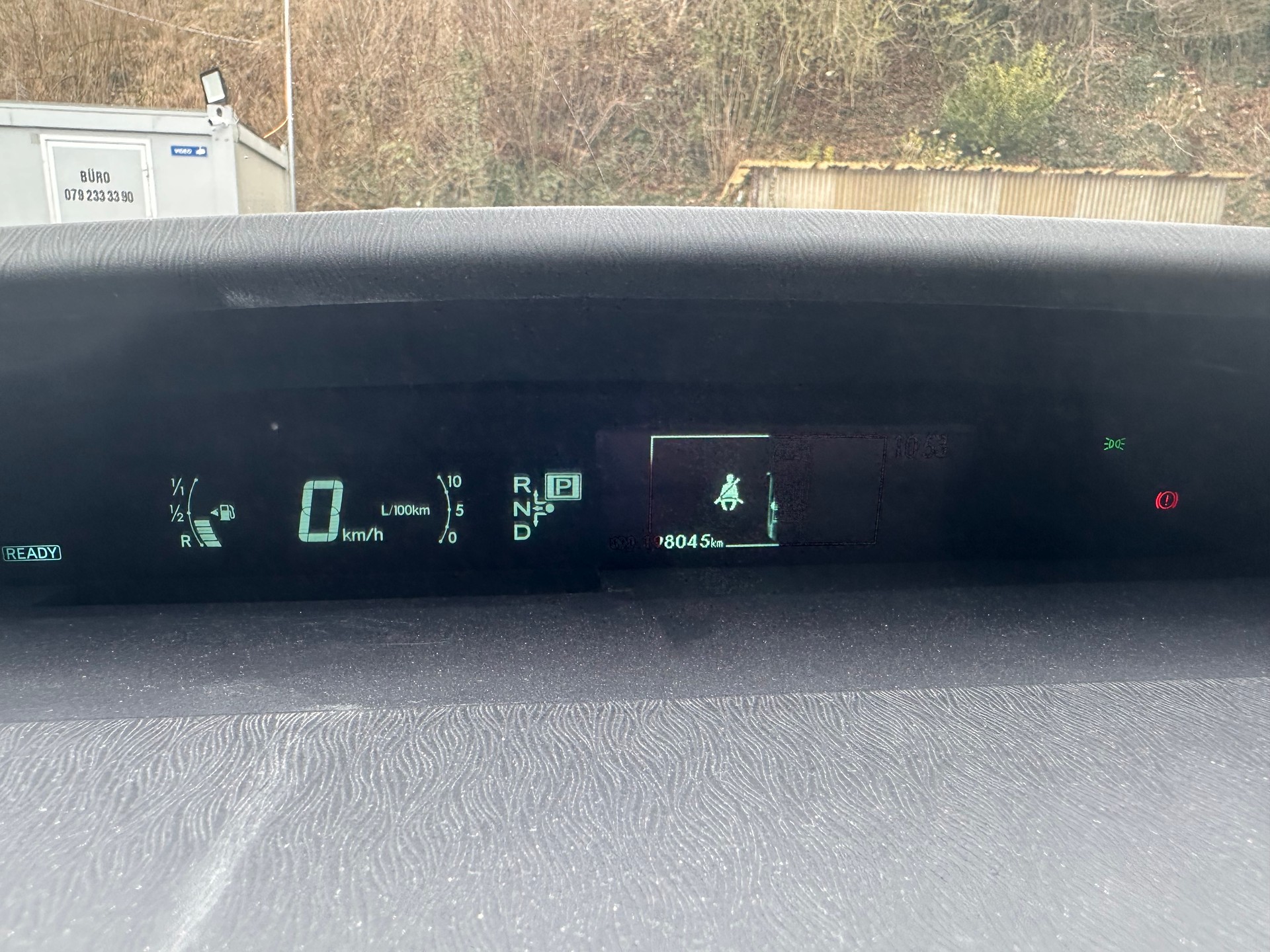 TOYOTA Prius 1.8 16V HSD Luna-image-13