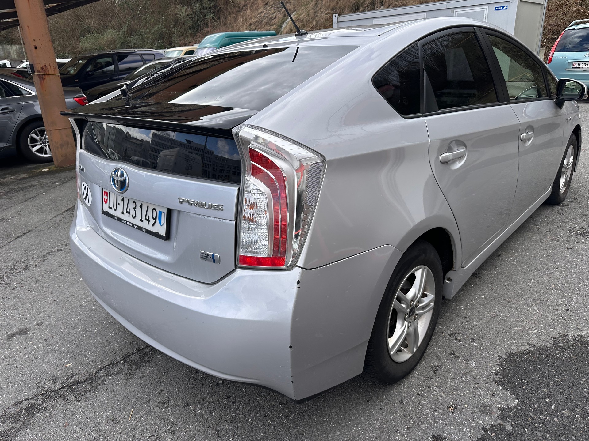 TOYOTA Prius 1.8 16V HSD Luna-image-6