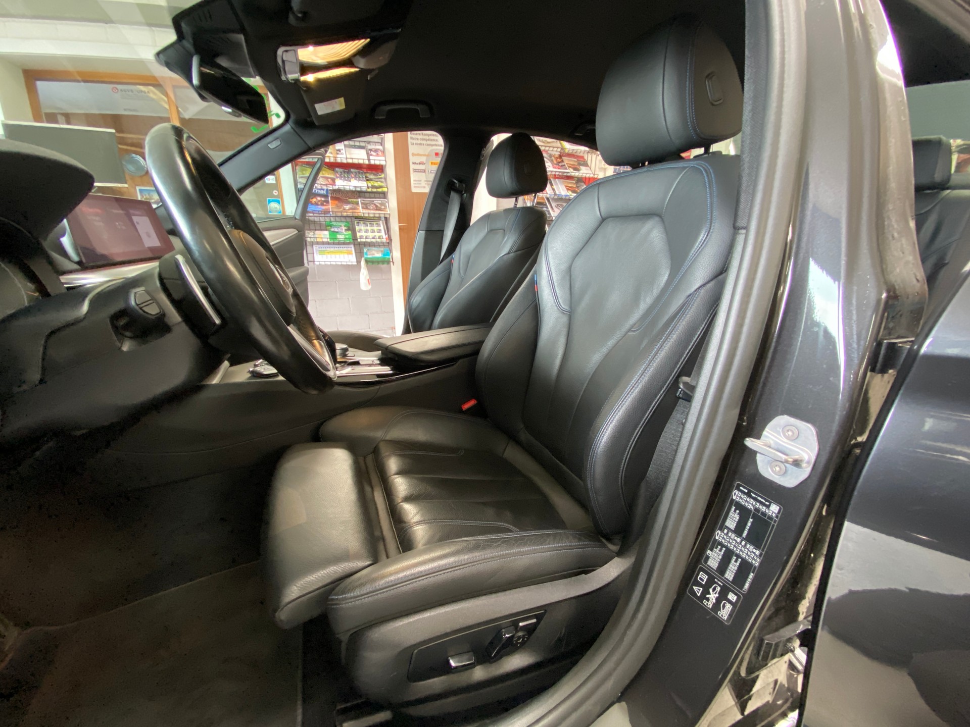 BMW 530d xDrive Steptronic-image-16