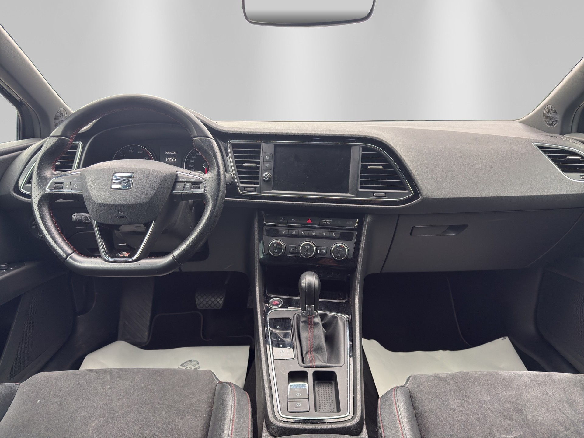SEAT Leon 1.5 TGI FR DSG-image-8