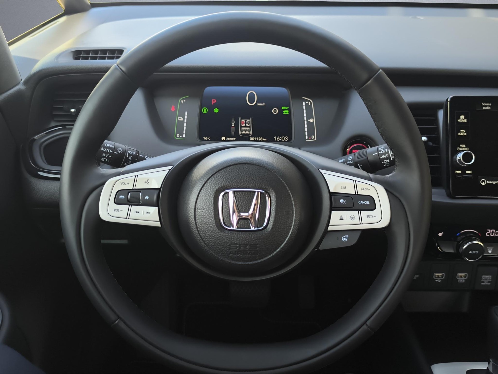 HONDA Jazz 1.5 i-MMD Crosstar Advance-image-8