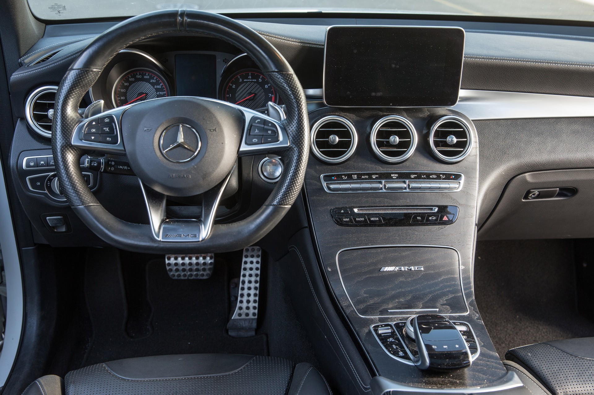 MERCEDES-BENZ GLC 63 S AMG Edition 1 4Matic+ 9G-Tronic-image-10