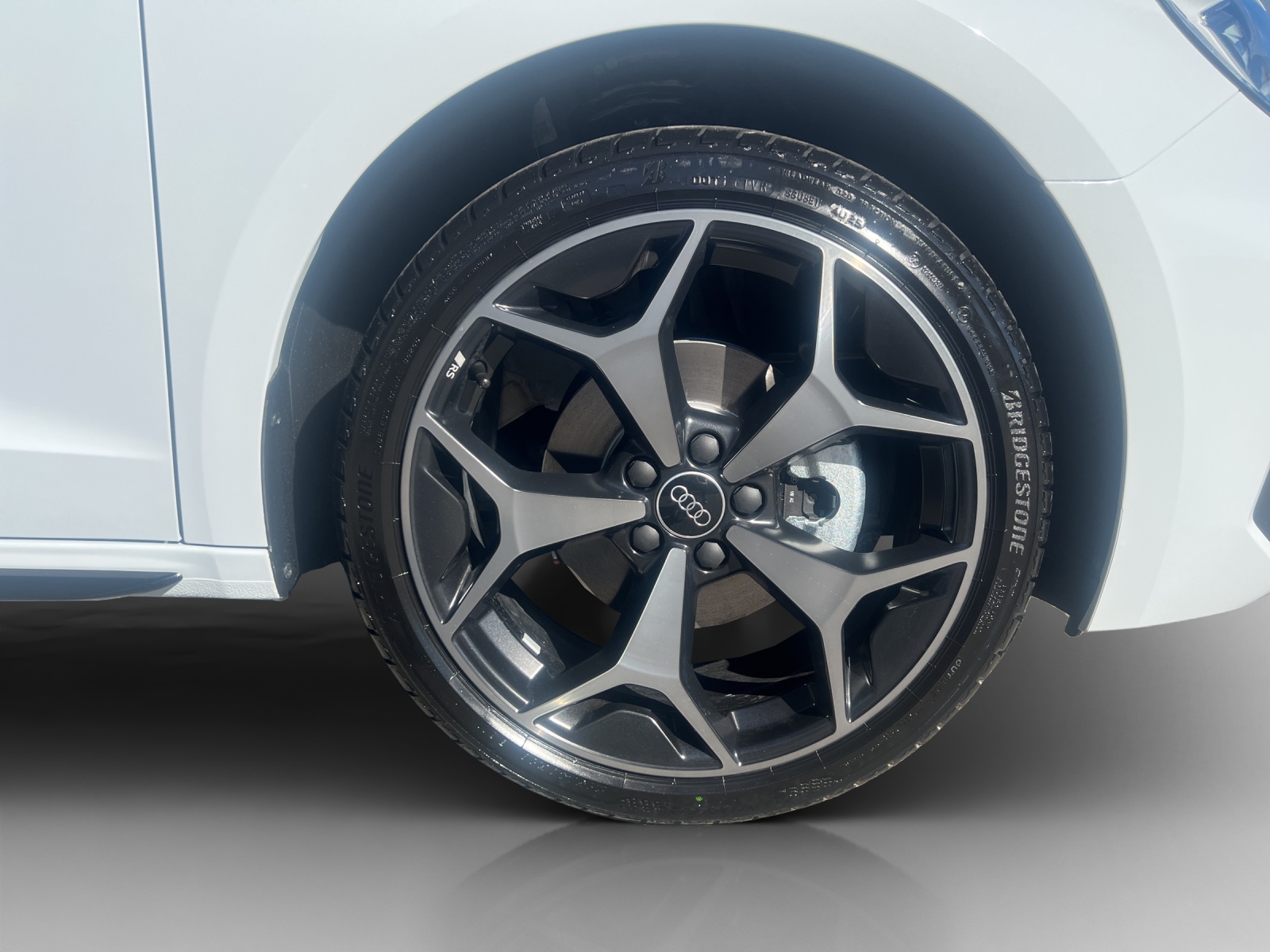 AUDI A1 Sportback 30 TFSI S Line Attraction S-tronic-image-13