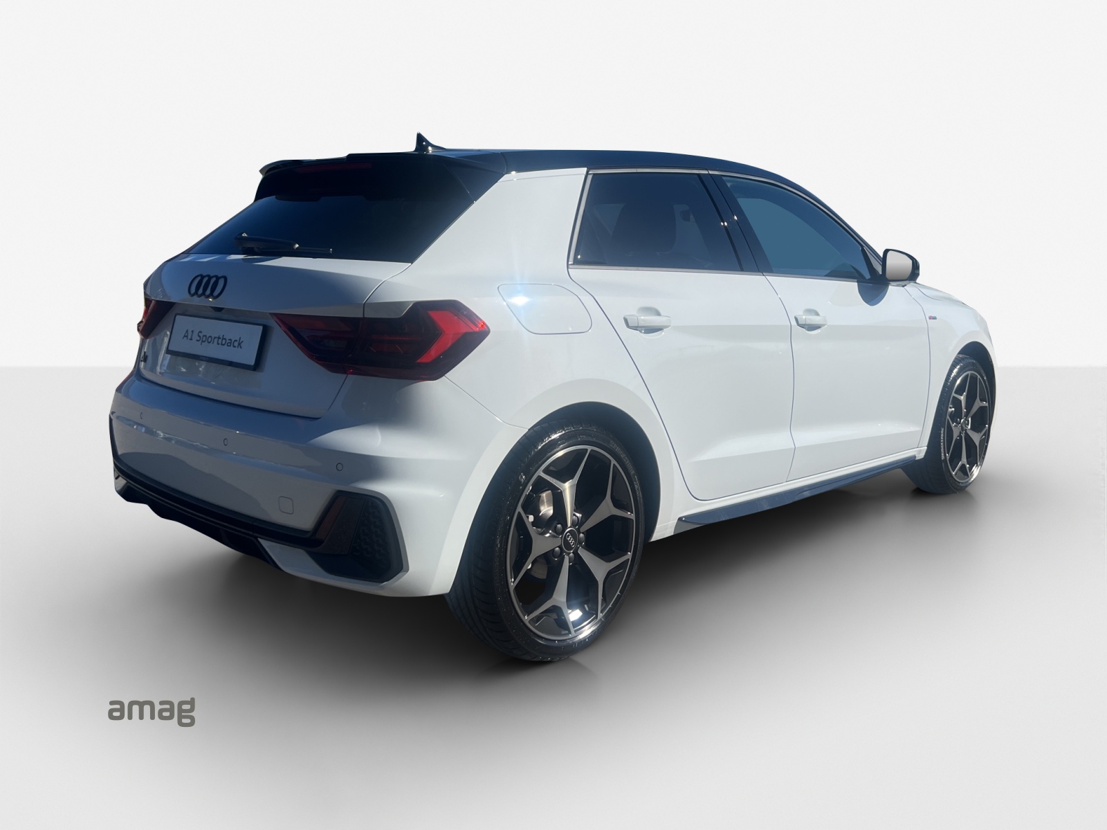 AUDI A1 Sportback 30 TFSI S Line Attraction S-tronic-image-4