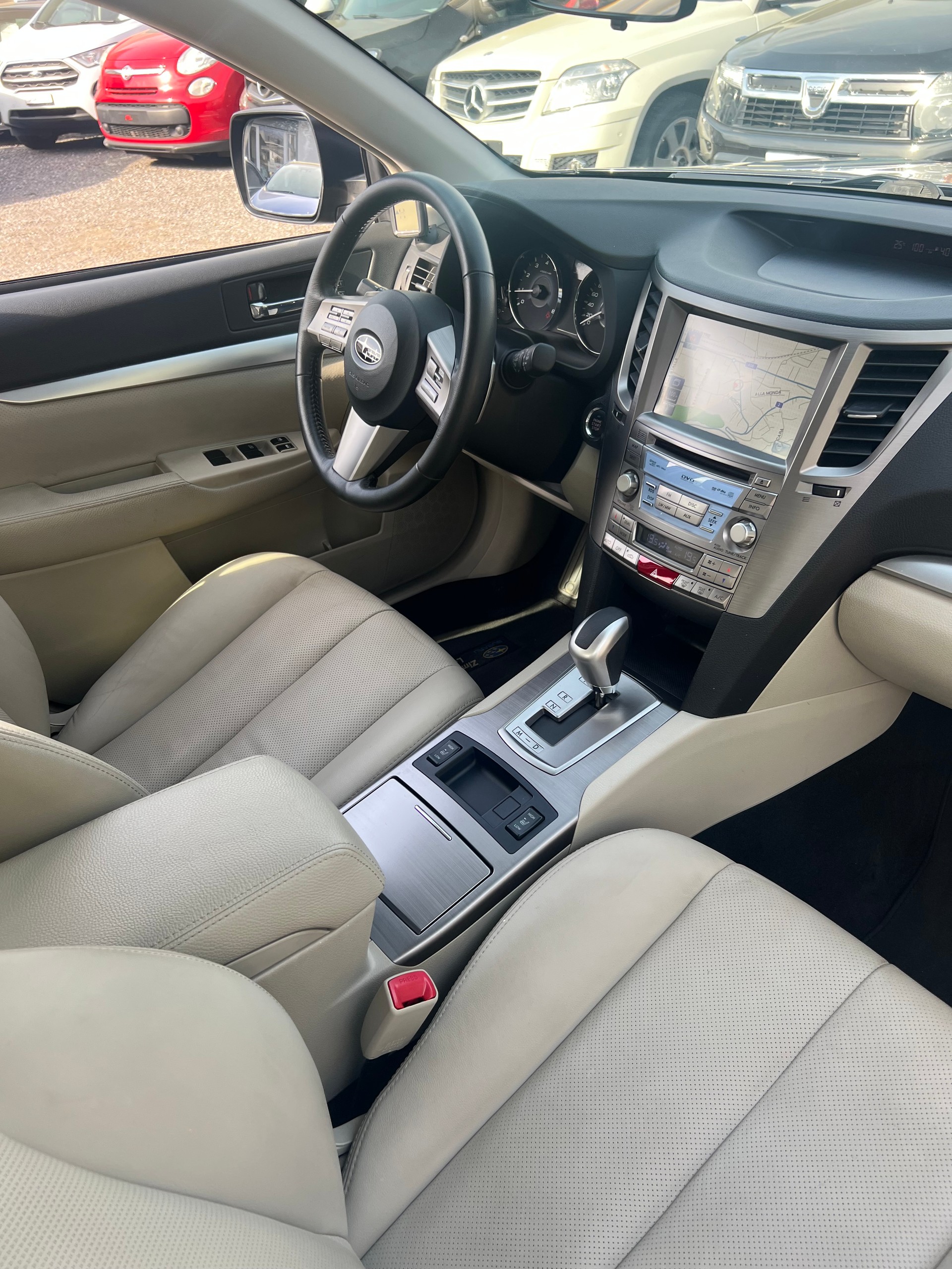 SUBARU Outback 2.5i Limited AWD Lineartronic-image-7