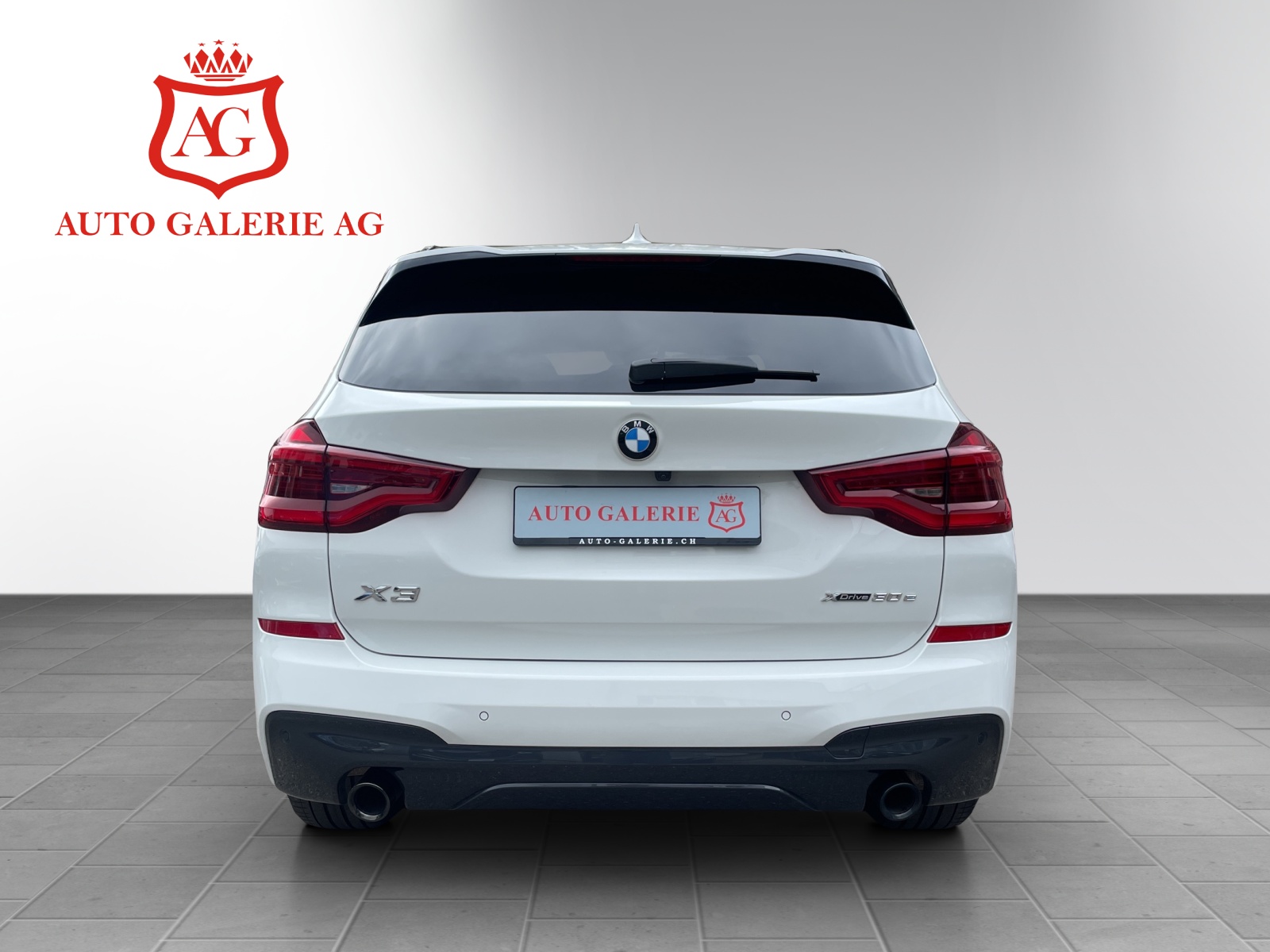 BMW X3 xDrive 30e M Sport-showroom-element-3