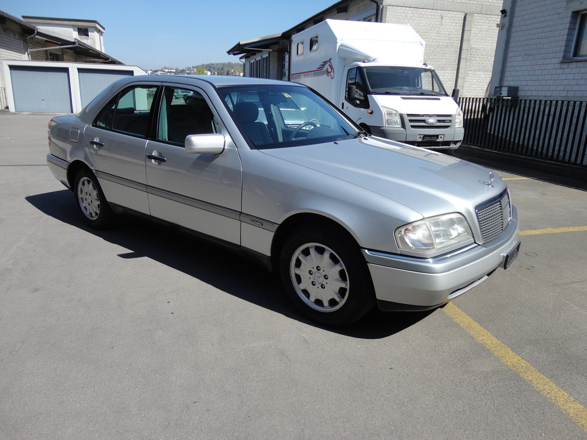 MERCEDES-BENZ C 220 Elégance-image-1