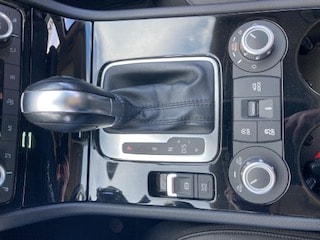 VW Touareg 3.0 TDI BlueMotion Technology Tiptronic-image-11