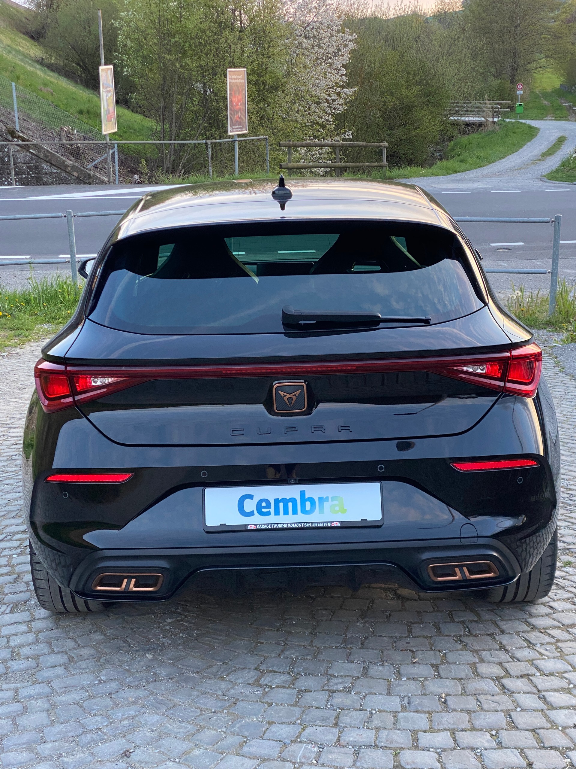 CUPRA LEON 1.4 e-HYBRID pHEV DSG-showroom-element-3