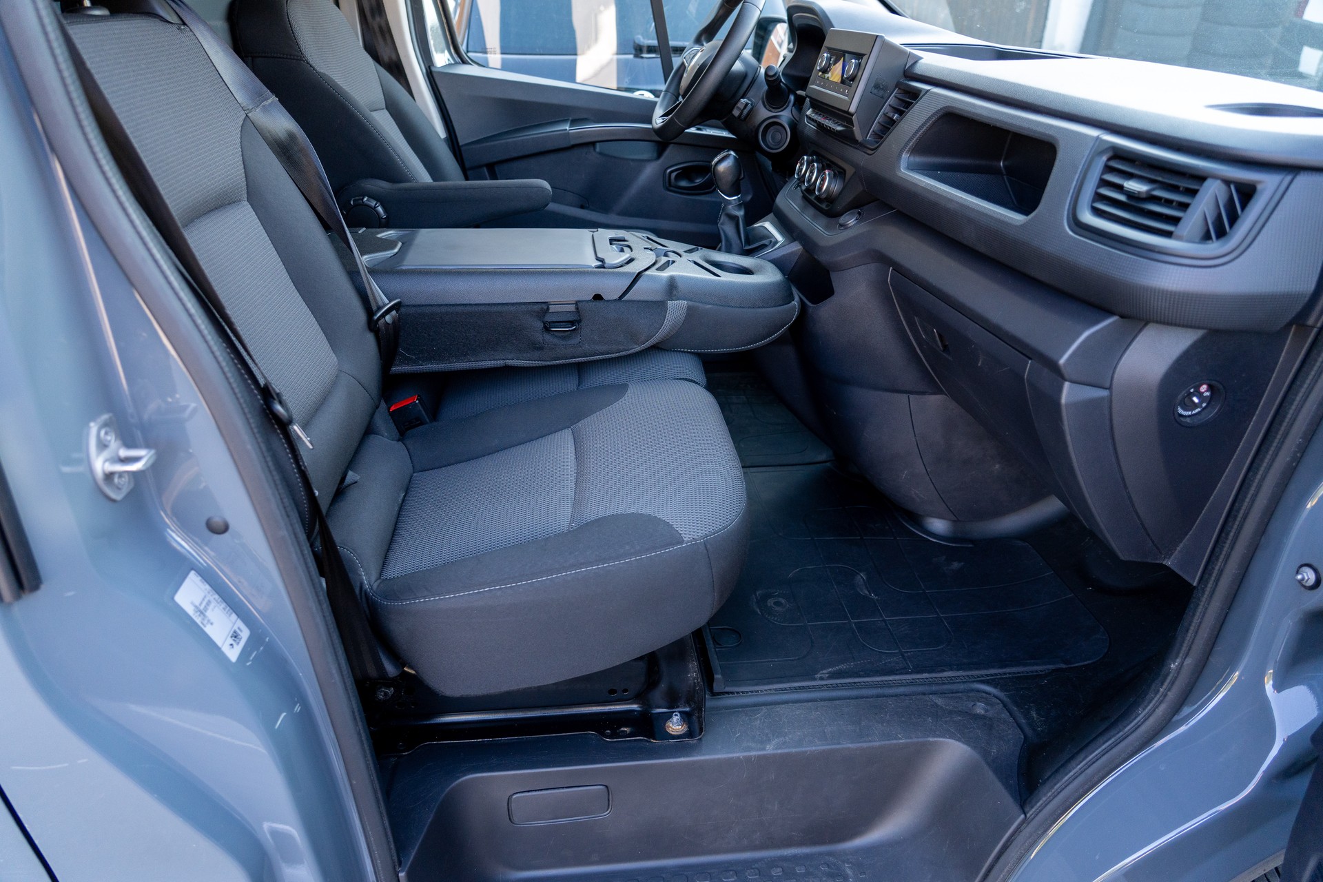 RENAULT Trafic 2.0 Blue dCi 150 Advance L2H1 EDC EN-image-17