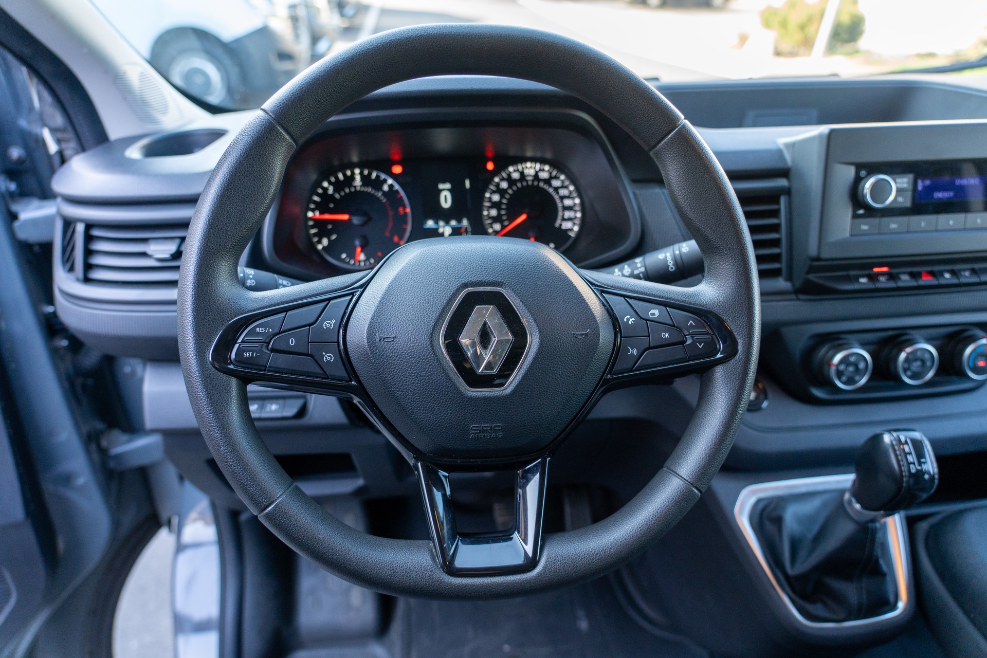 RENAULT Trafic 2.0 Blue dCi 150 Advance L2H1 EDC EN-image-10