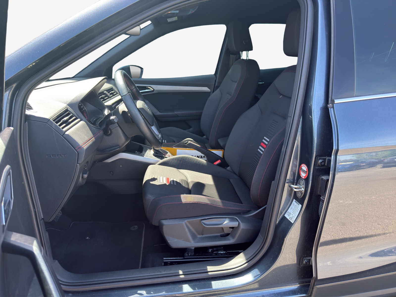 SEAT Arona 1.0 TSI Eco FR DSG-image-7