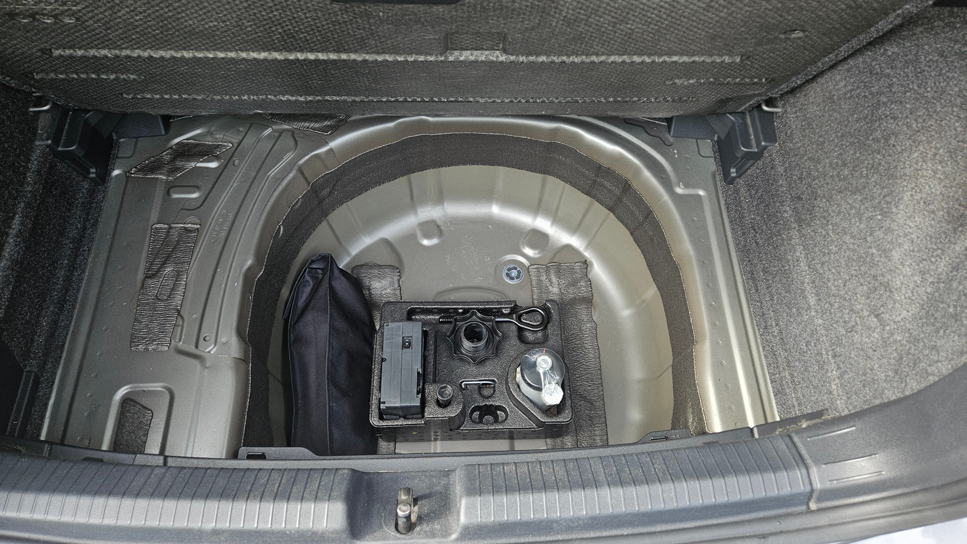 VW Polo United-image-4