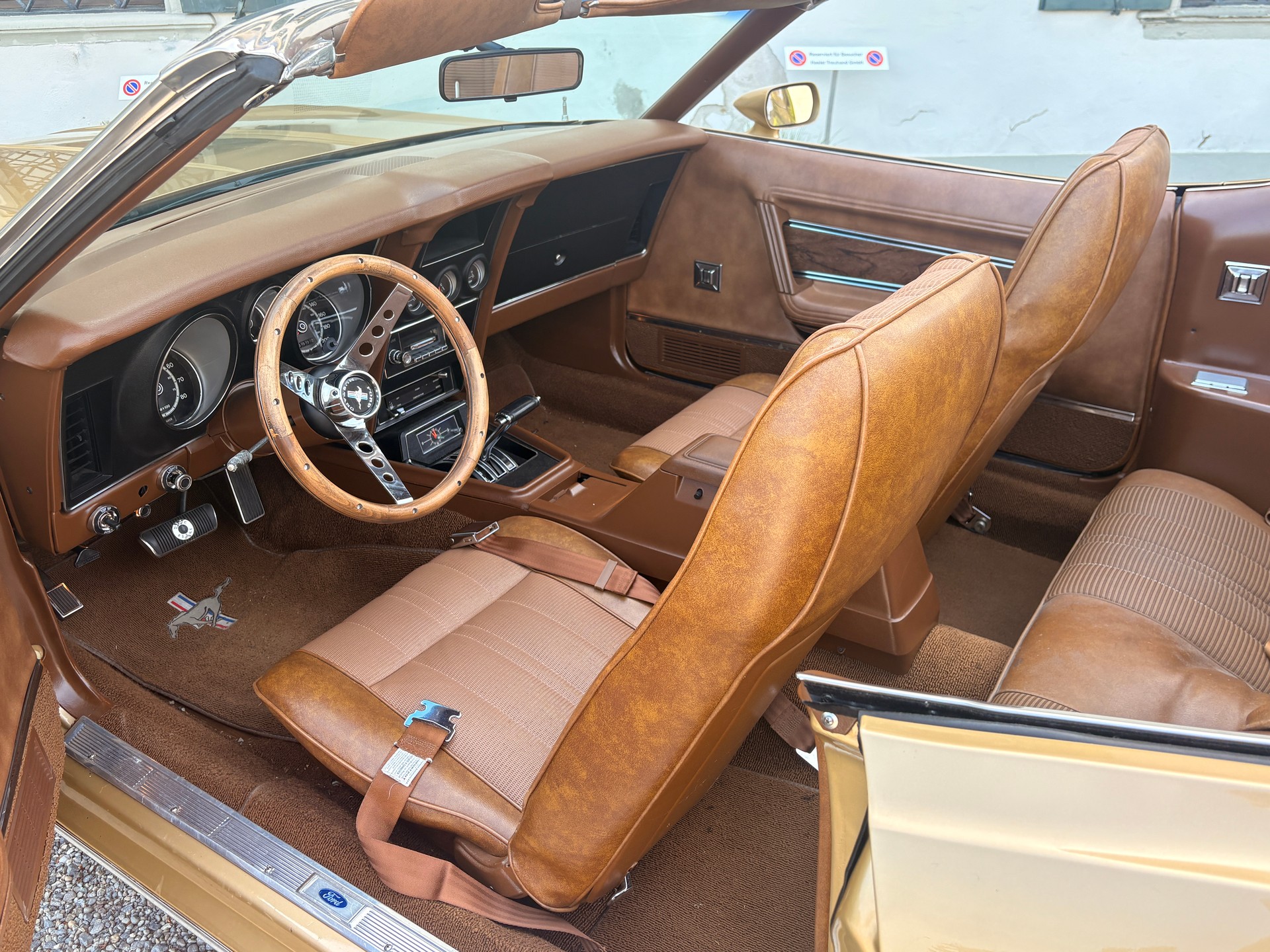 FORD MUSTANG 351-image-2
