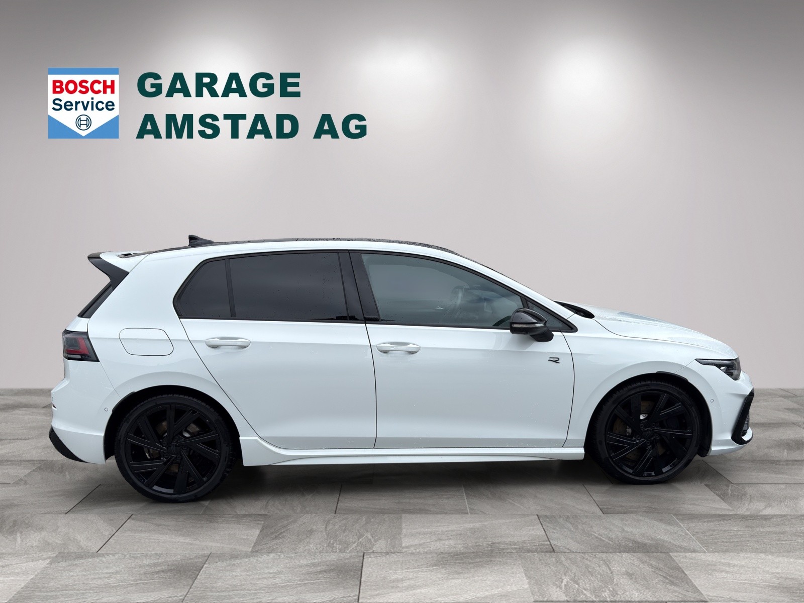 VW Golf 2.0 TSI R Black Edition DSG 4 Motion-image-4
