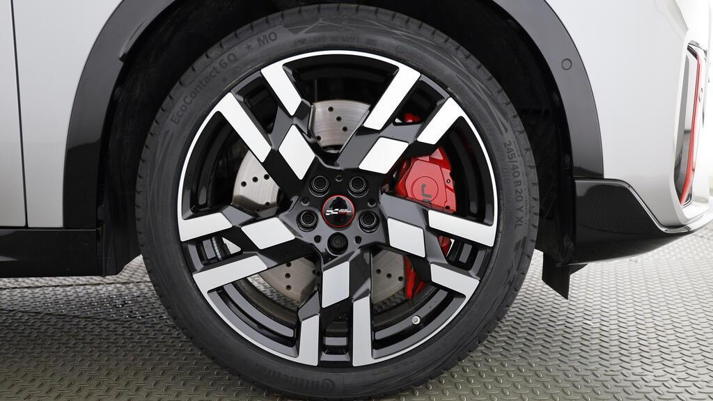 MINI John Cooper Works Countryman ALL4-image-9