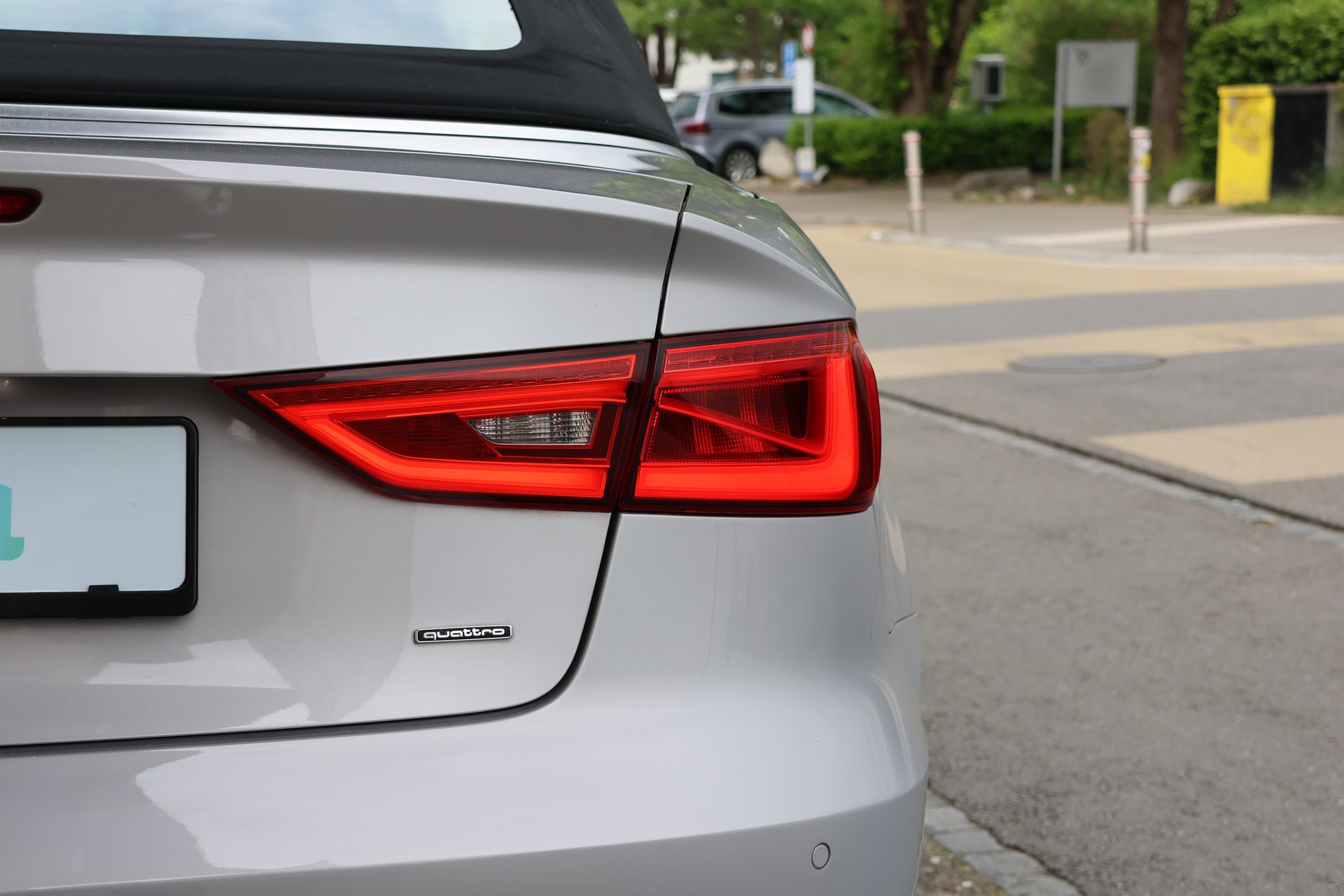 AUDI A3 Cabriolet 1.8 TFSI Ambition quattro S-tronic-image-7