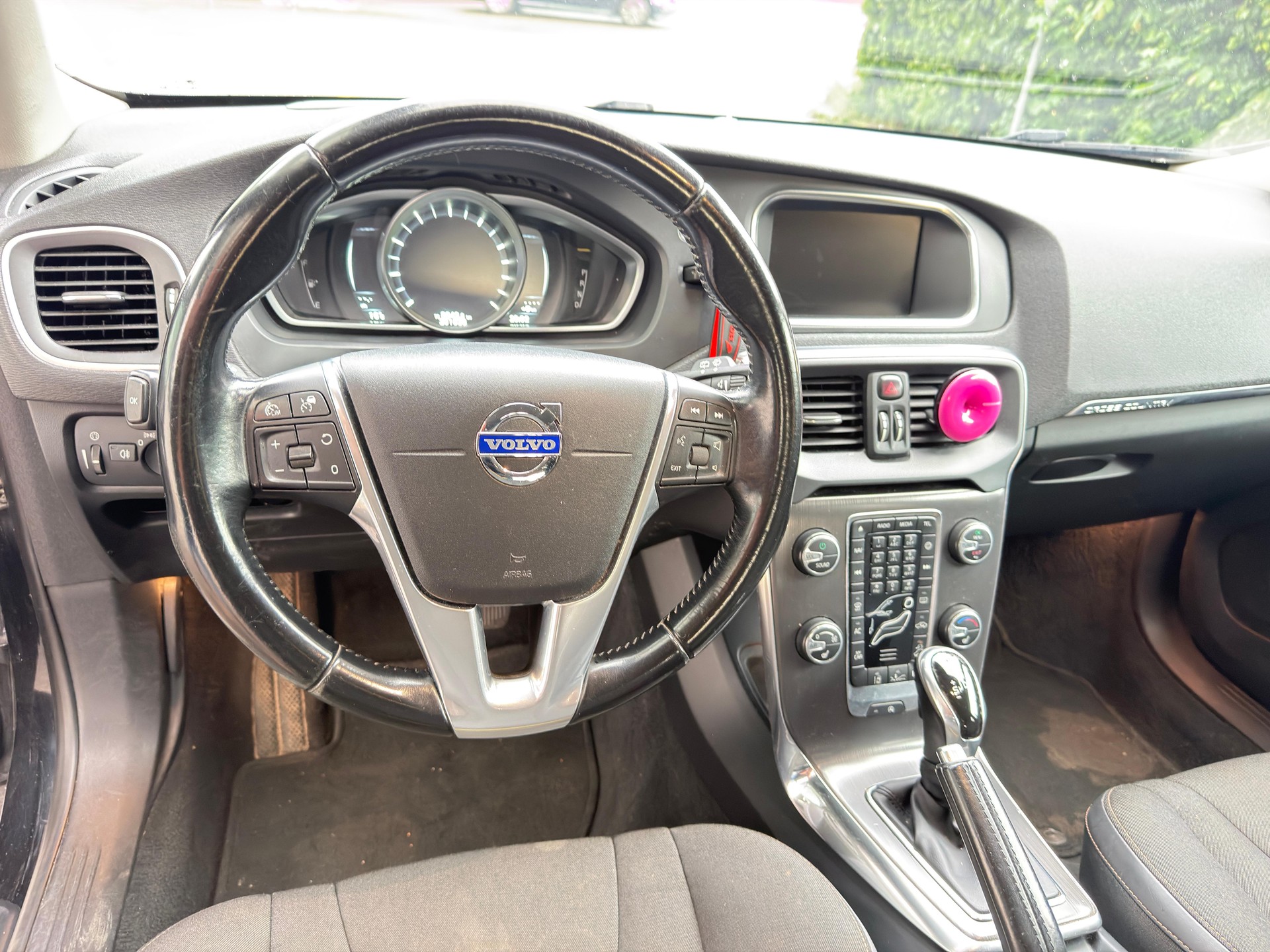VOLVO Cross Country T4 AWD-image-3