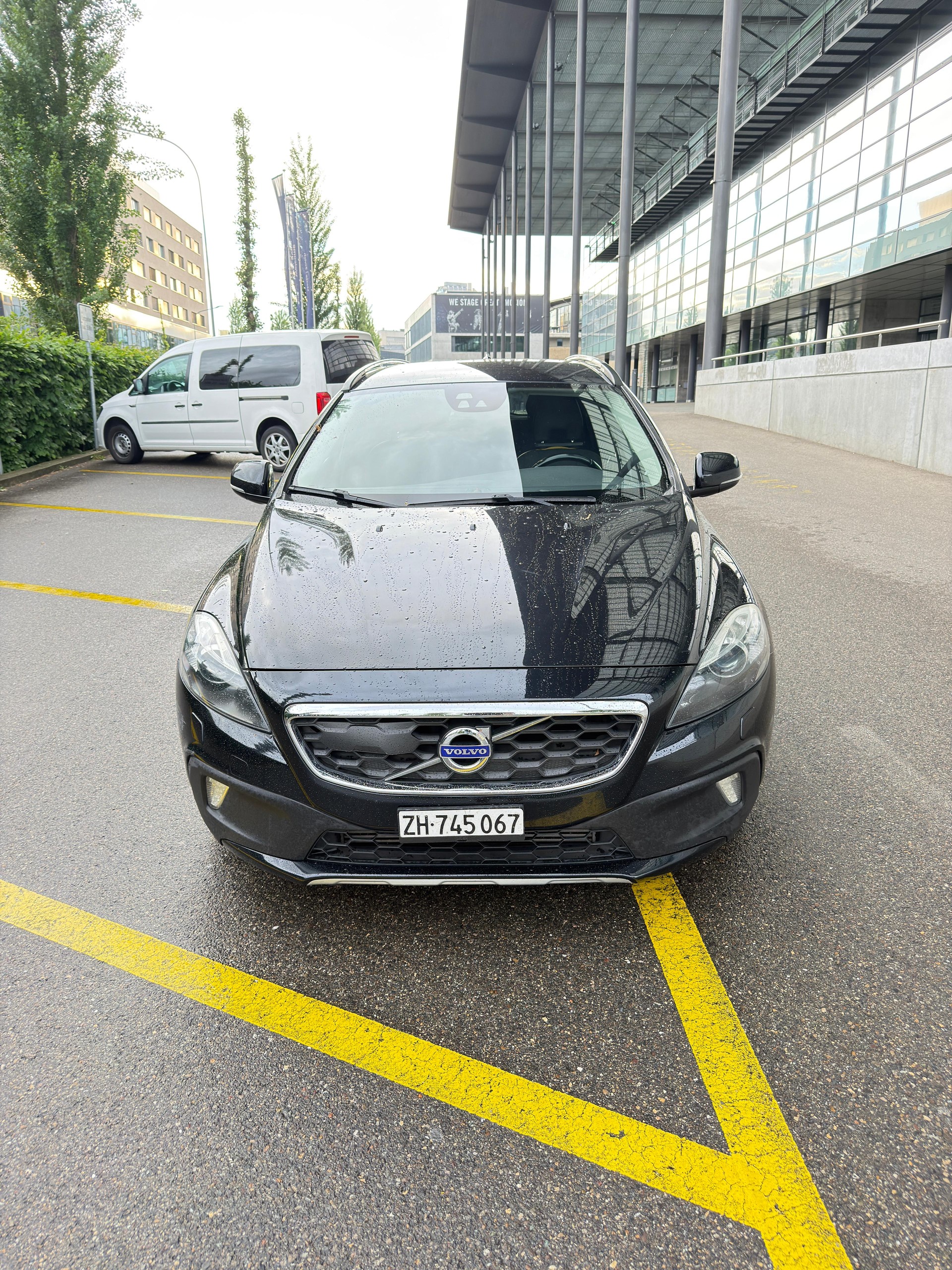 VOLVO Cross Country T4 AWD-image-2