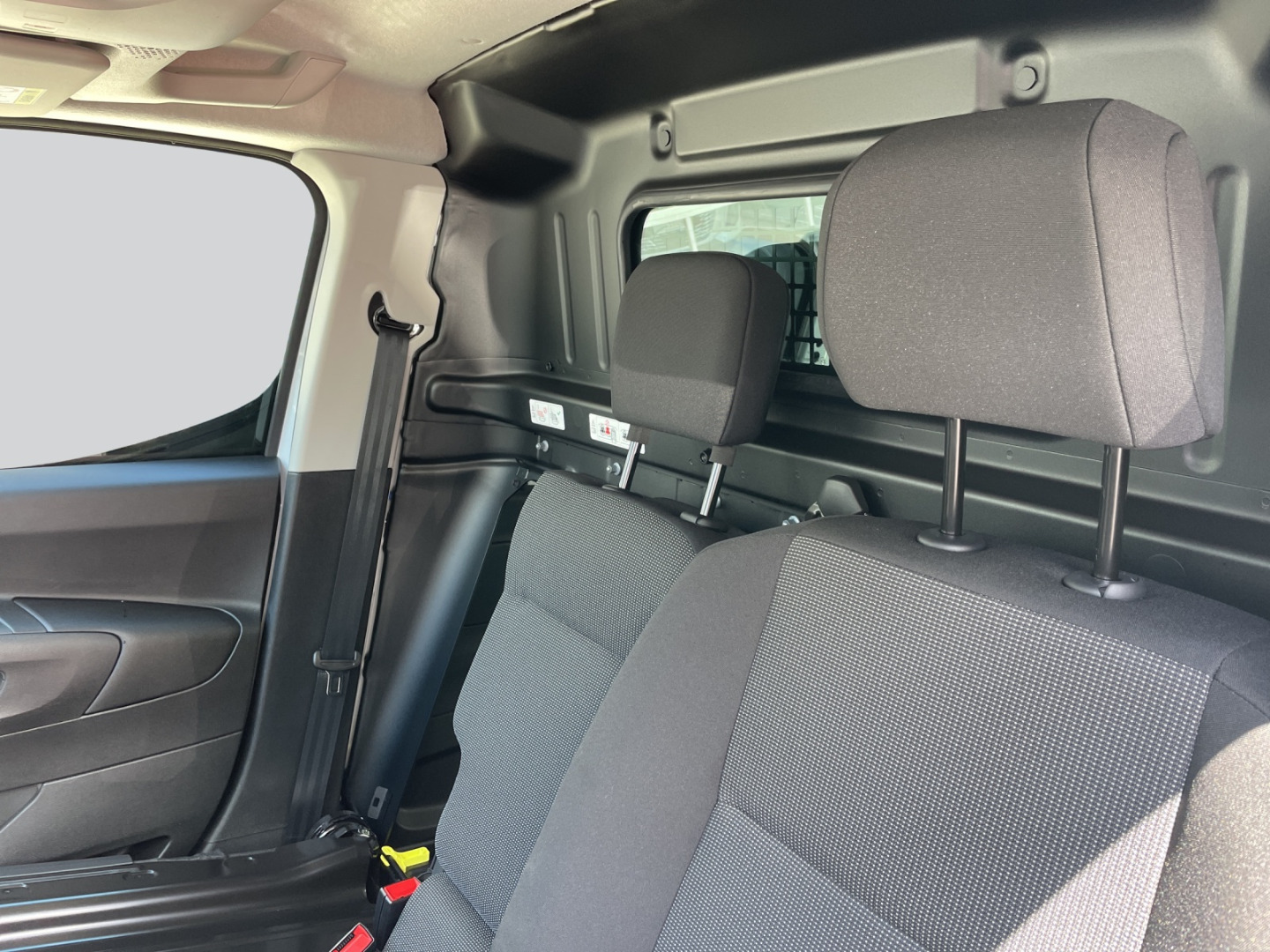 PEUGEOT Partner NEW 1.5 BlueHDI Kastenwagen 650 Standard-image-2