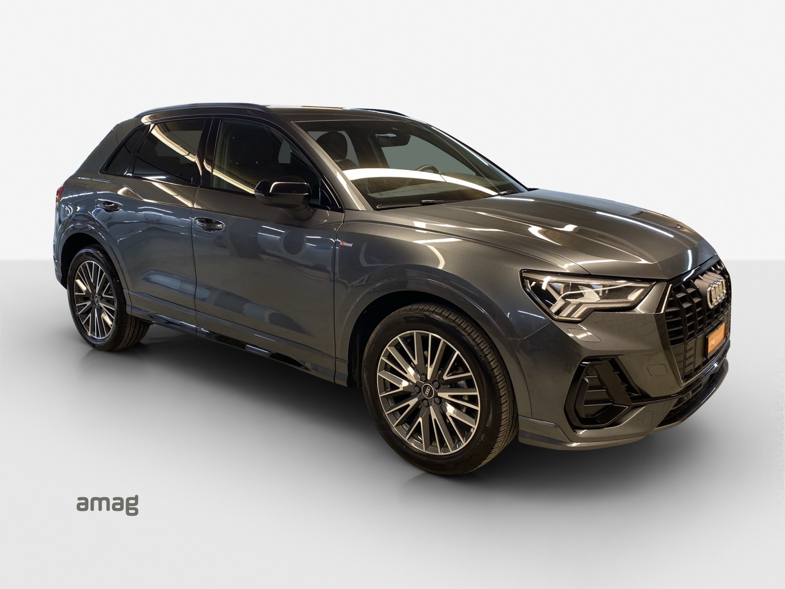 AUDI Q3 35 TFSI S line Attraction S-tronic-image-5