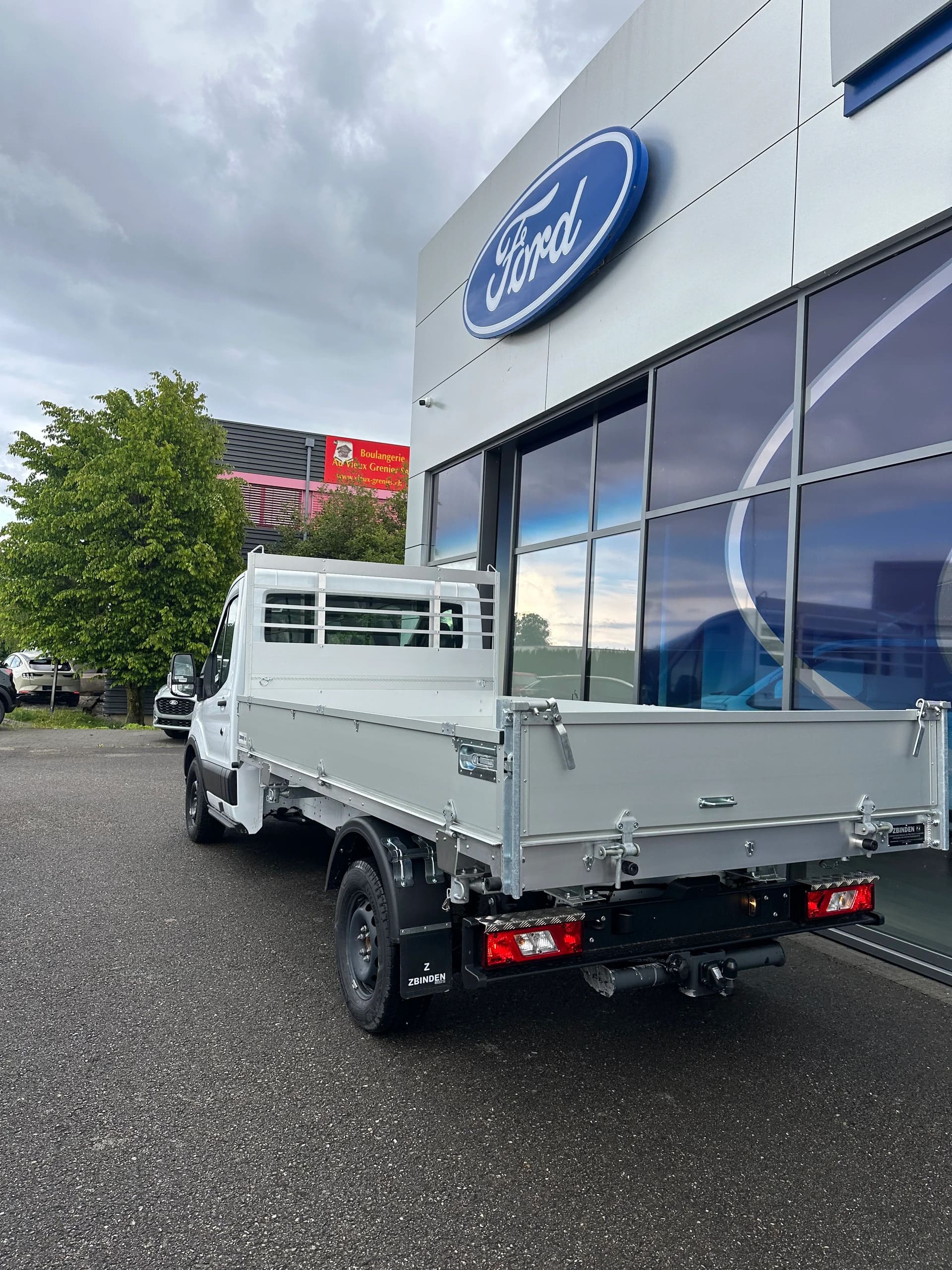 FORD Transit cab.-ch. 350 L3 2.0 Ec Trend/170CV/Aut/RWD-image-3