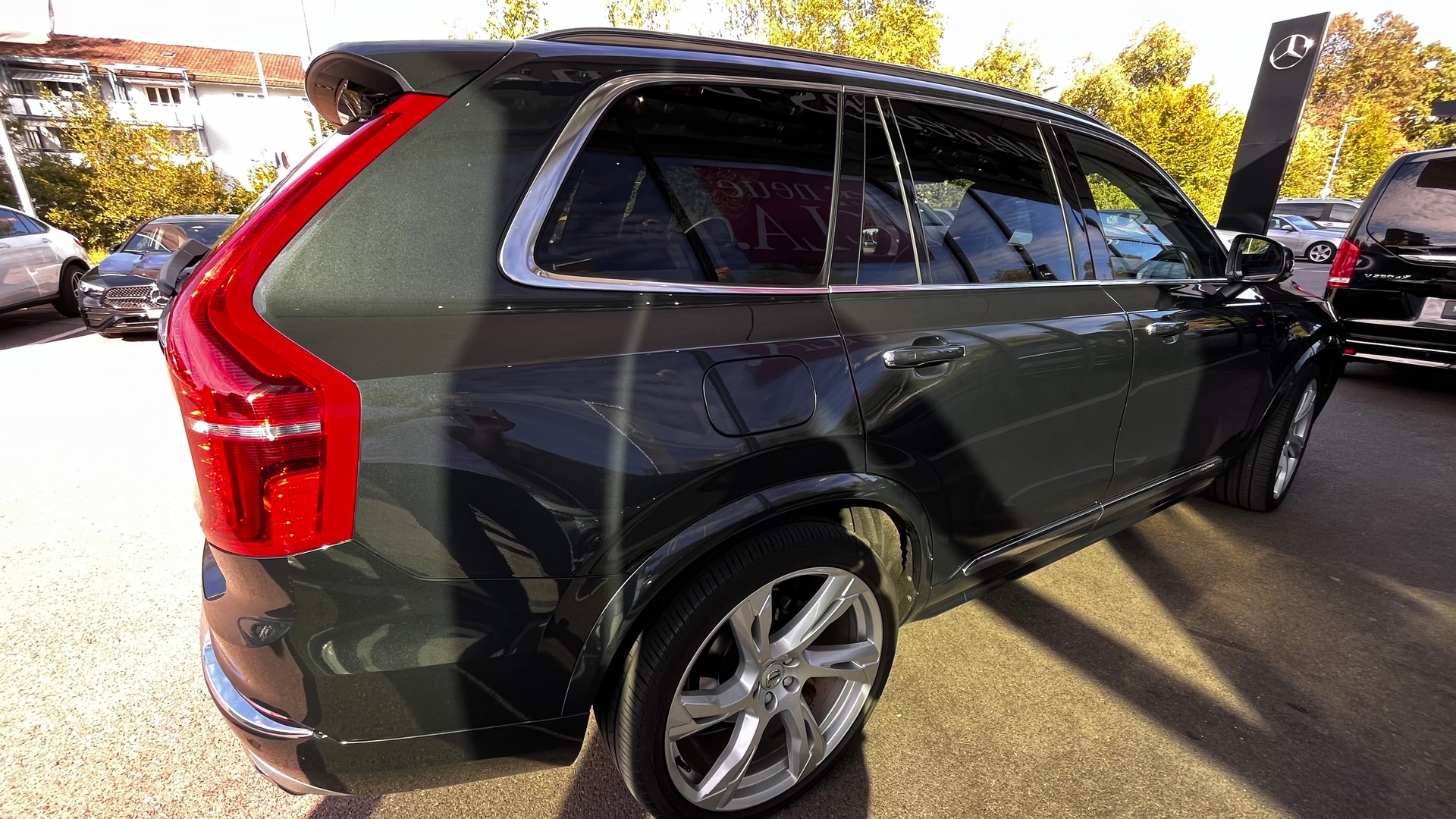VOLVO 2.0 B5 MH Inscription 5P. AWD-image-3