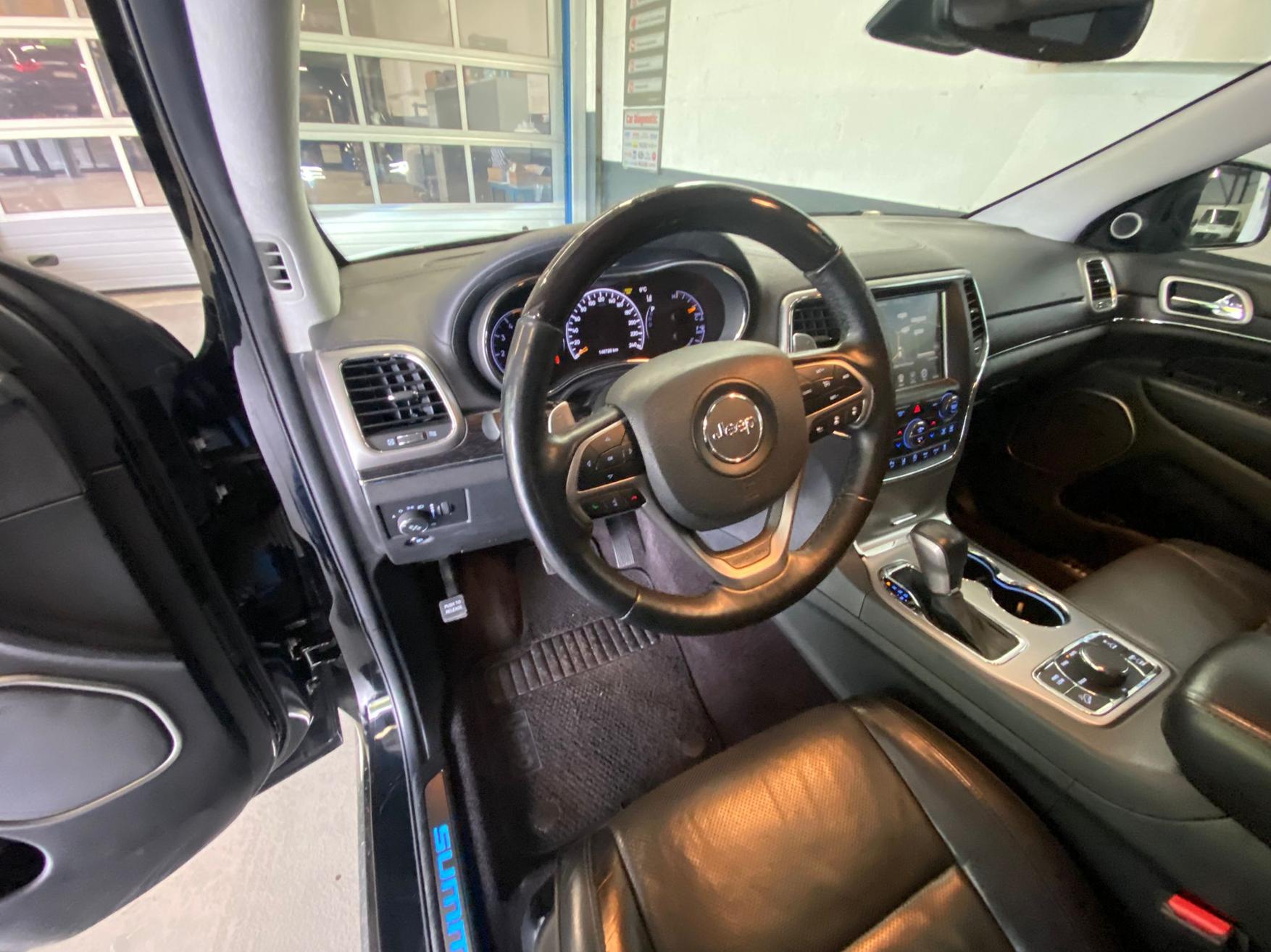 JEEP Grand Cherokee 3.0 CRD 250 Summit-image-13