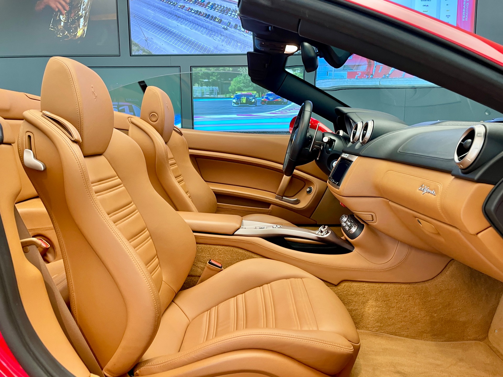 FERRARI California Trenta 490 cv-image-11