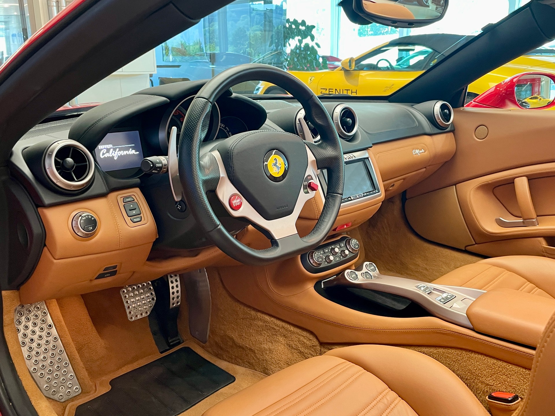 FERRARI California Trenta 490 cv-image-7