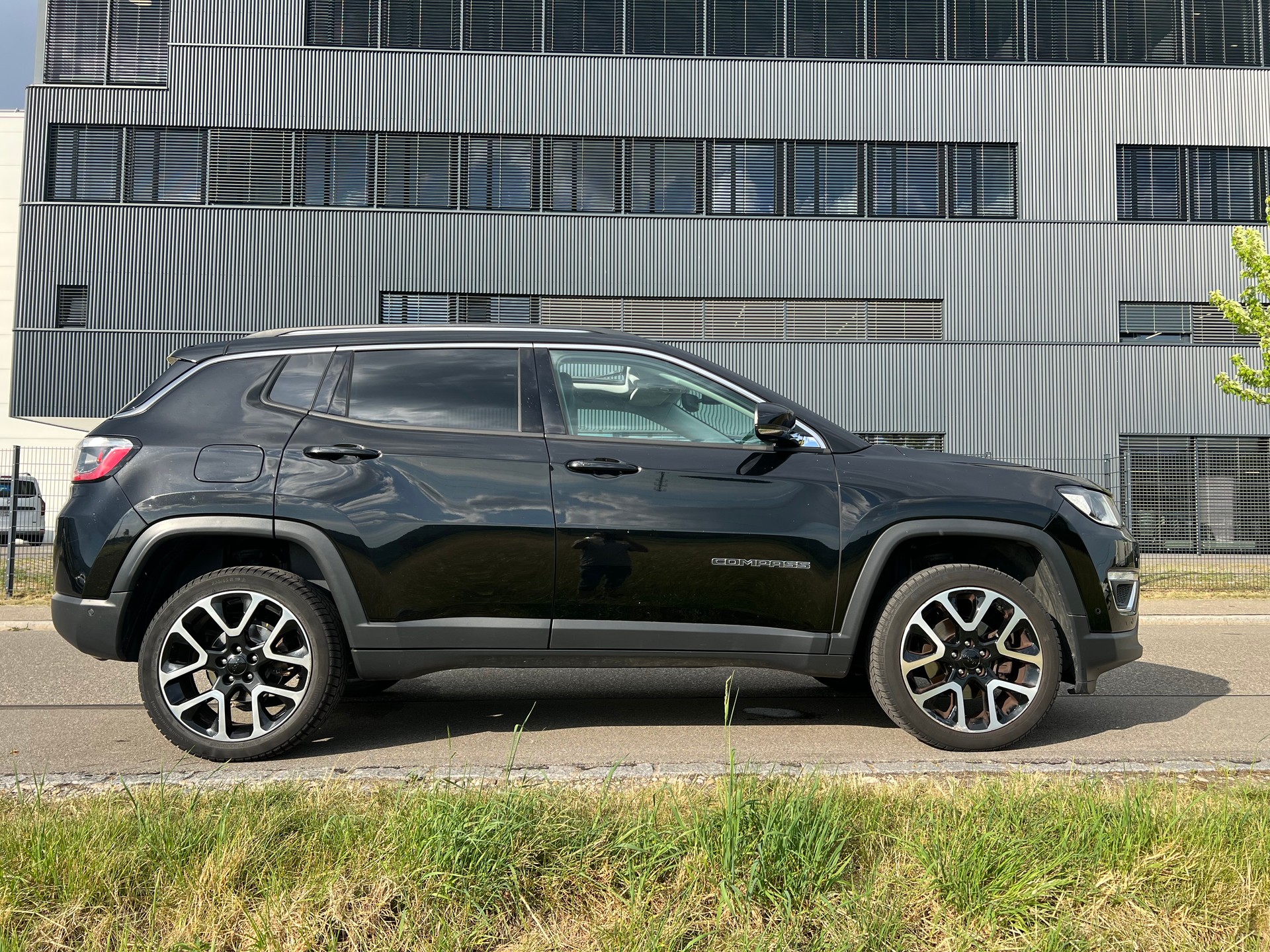 JEEP Compass 1.4 Turbo Limited AWD 9ATX-image-15