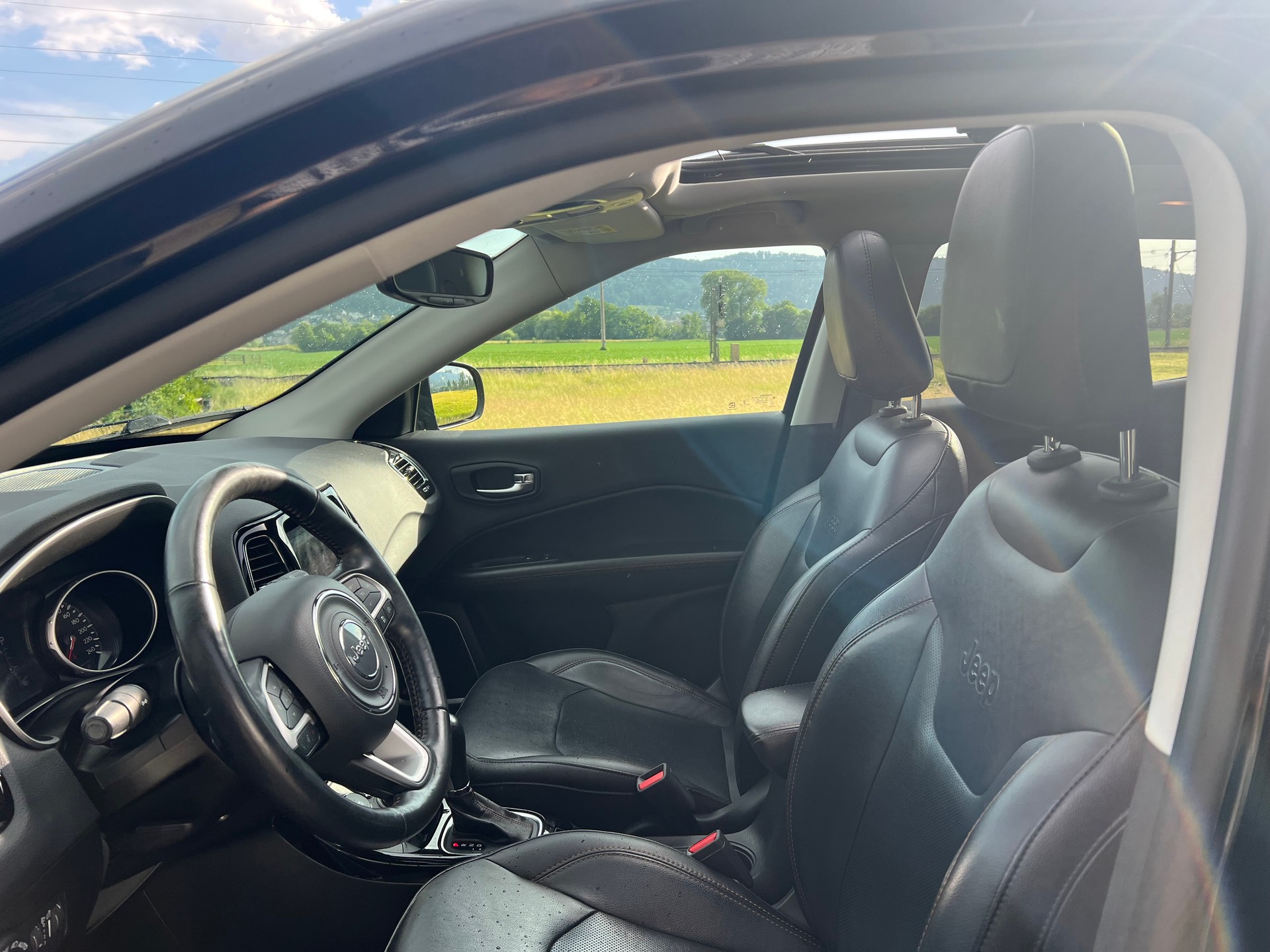 JEEP Compass 1.4 Turbo Limited AWD 9ATX-image-22