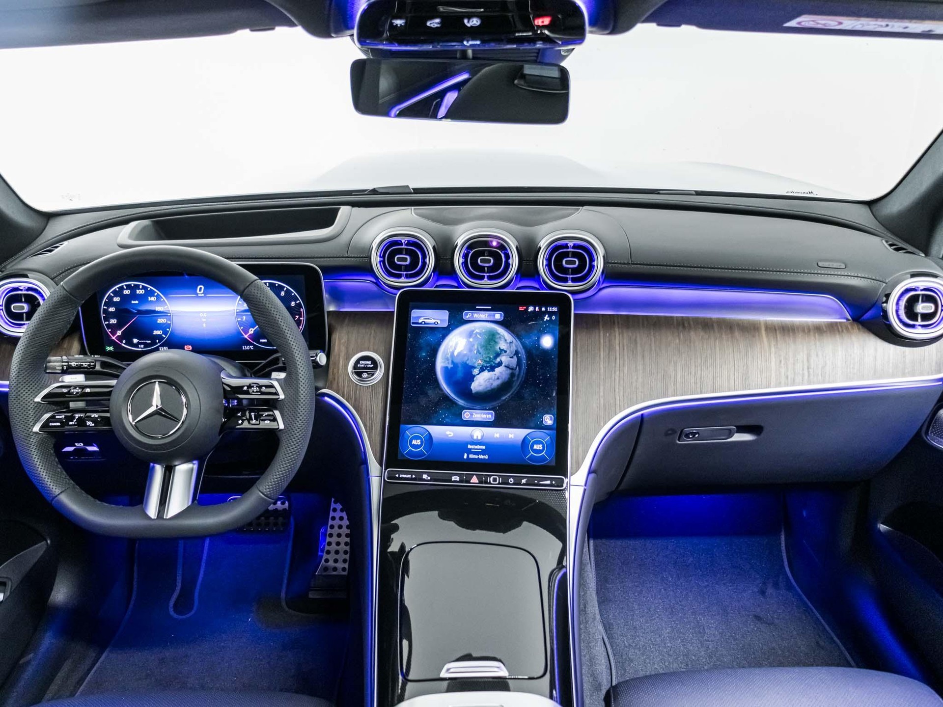 MERCEDES-BENZ GLC 300 4MATIC-image-11