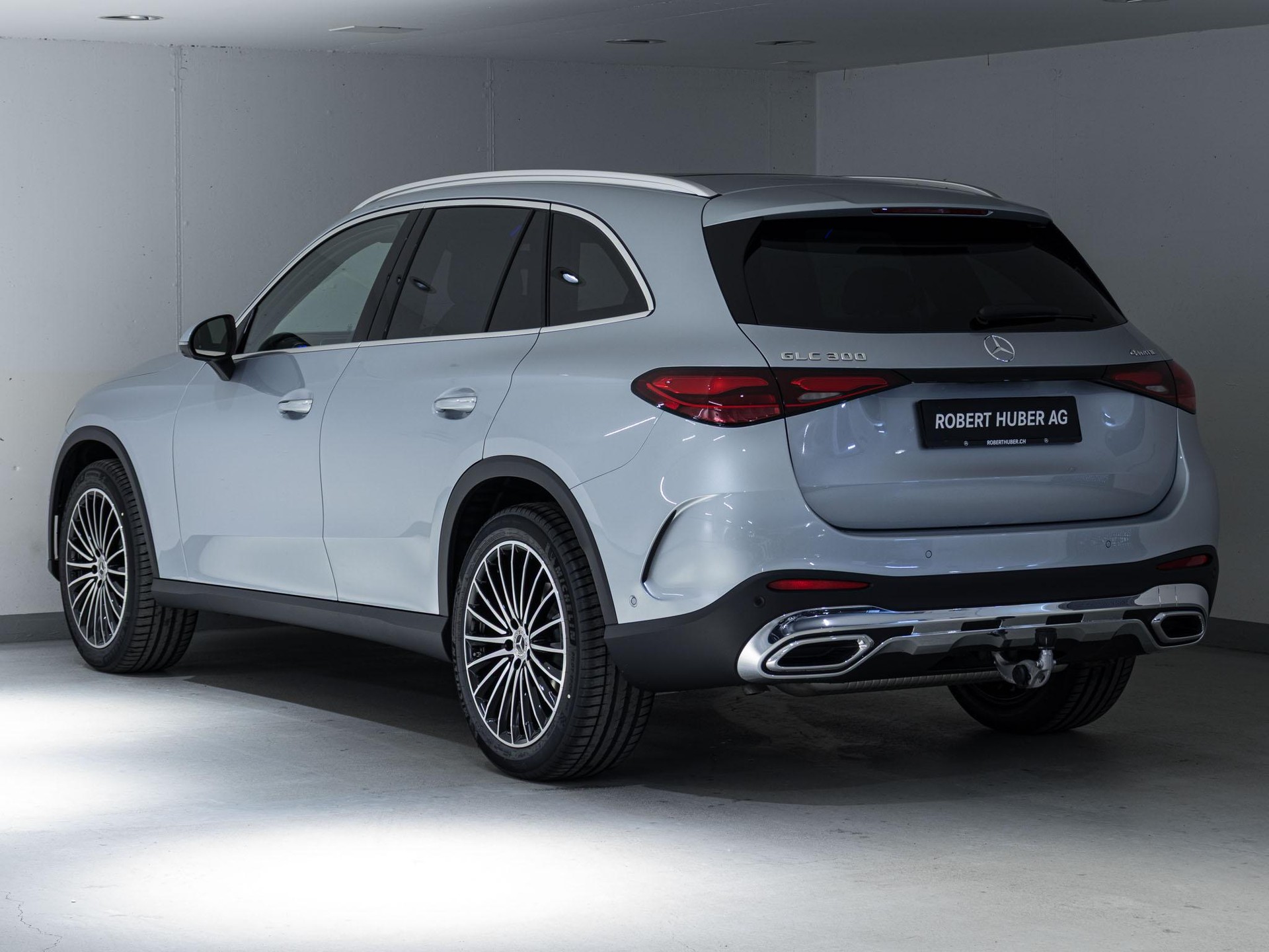 MERCEDES-BENZ GLC 300 4MATIC-image-3
