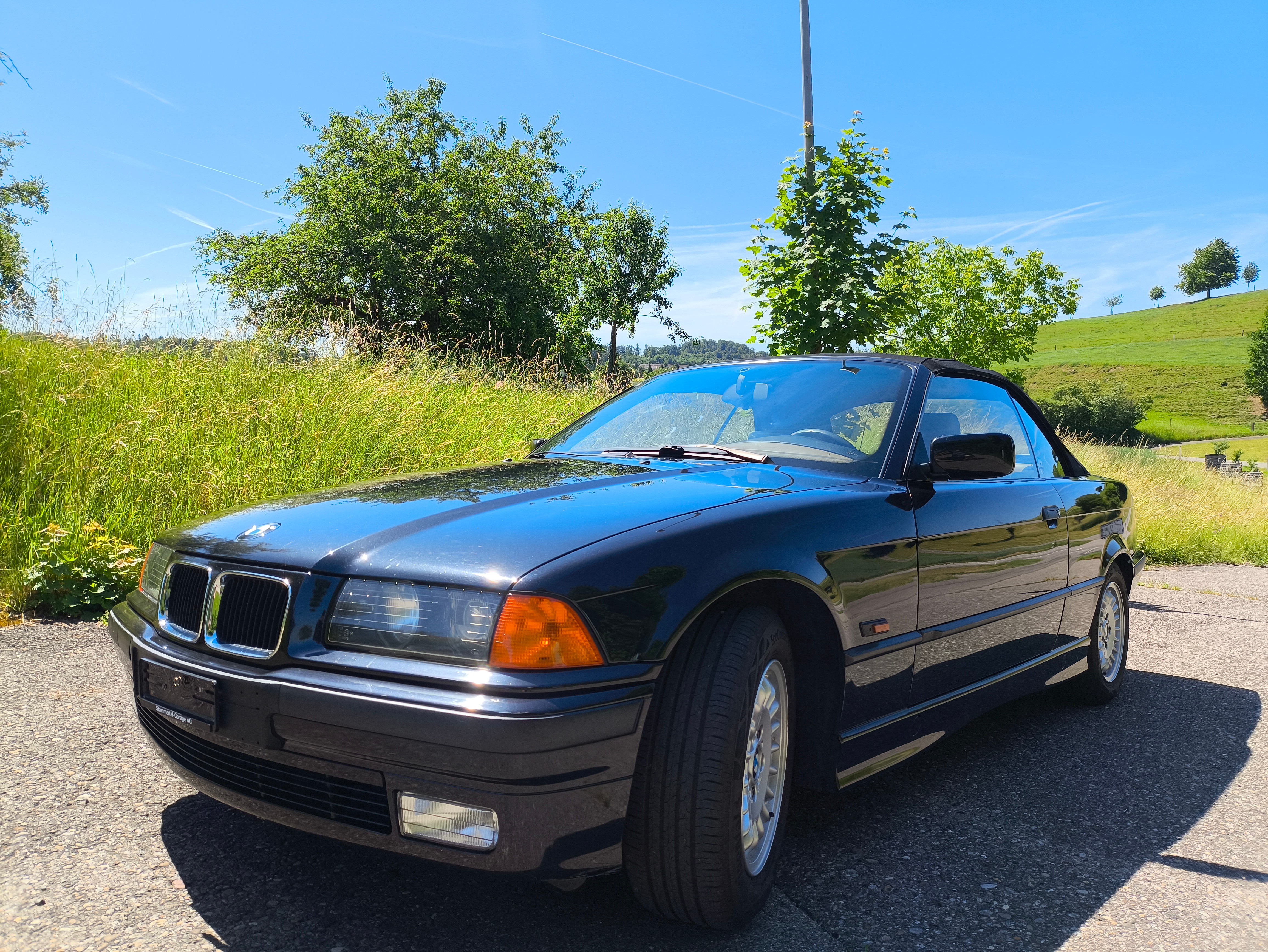 Car photo