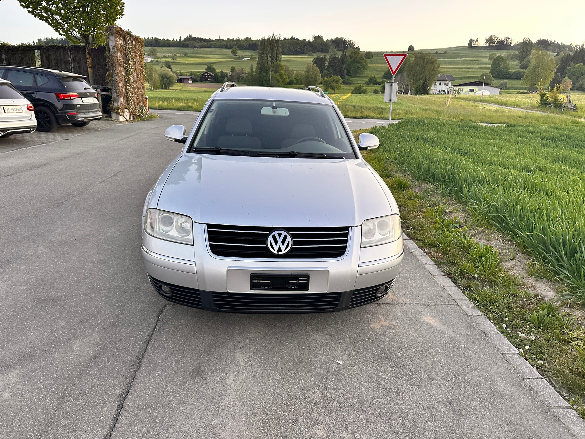 VW PASSAT-image-1