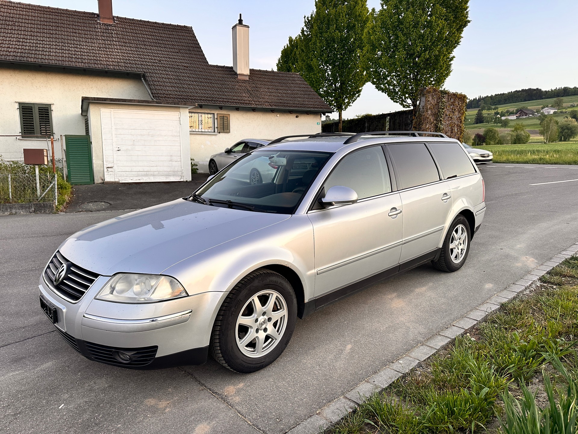 VW PASSAT-image-9