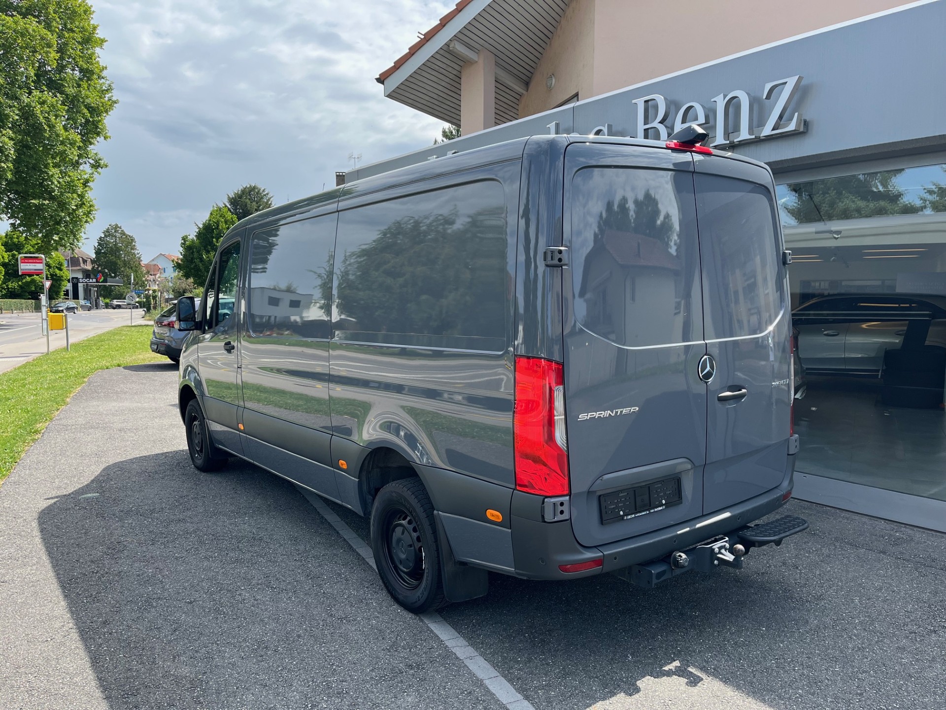 MERCEDES-BENZ Sprinter 319 CDI Standard-image-2