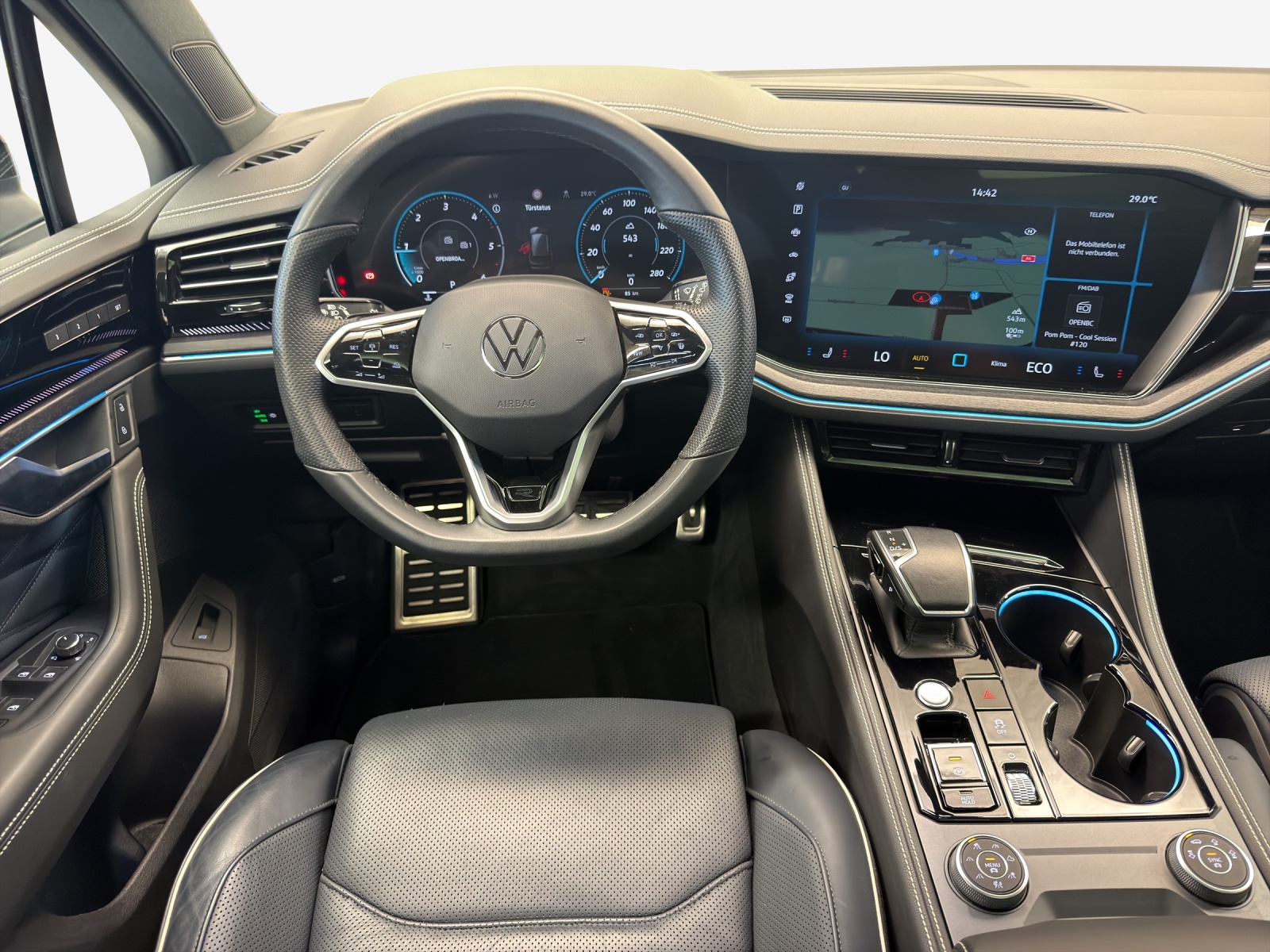 VW Touareg 3.0 TDI R-Line Tiptronic-image-8