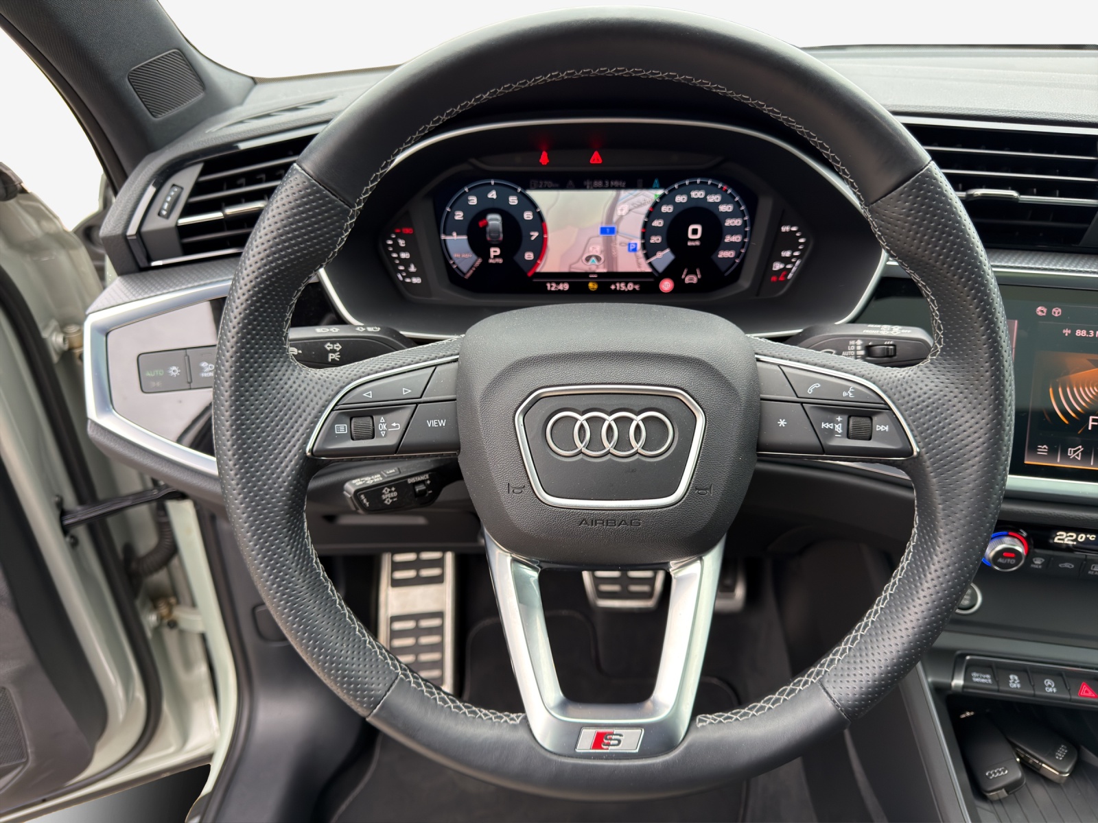 AUDI Q3 Sportback 35 TFSI S line Attraction S-tronic-image-9